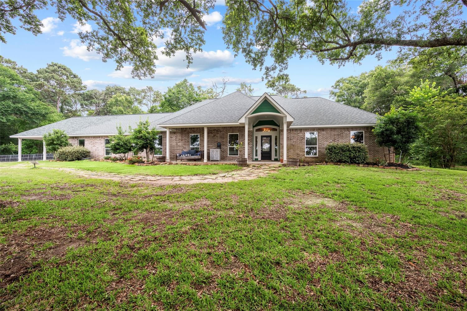 Real estate property located at 927 Wallisville Turtle Bayou, Chambers, E H R Wallis Surv Abs 305, Wallisville, TX, US