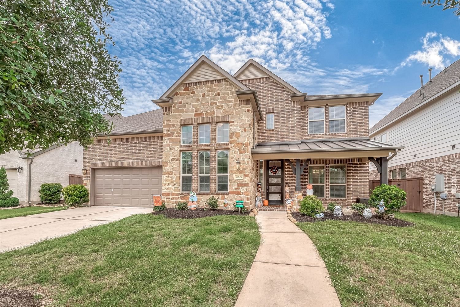 Real estate property located at 16519 Whiteoak Canyon, Harris, Groves Sec 14, Humble, TX, US