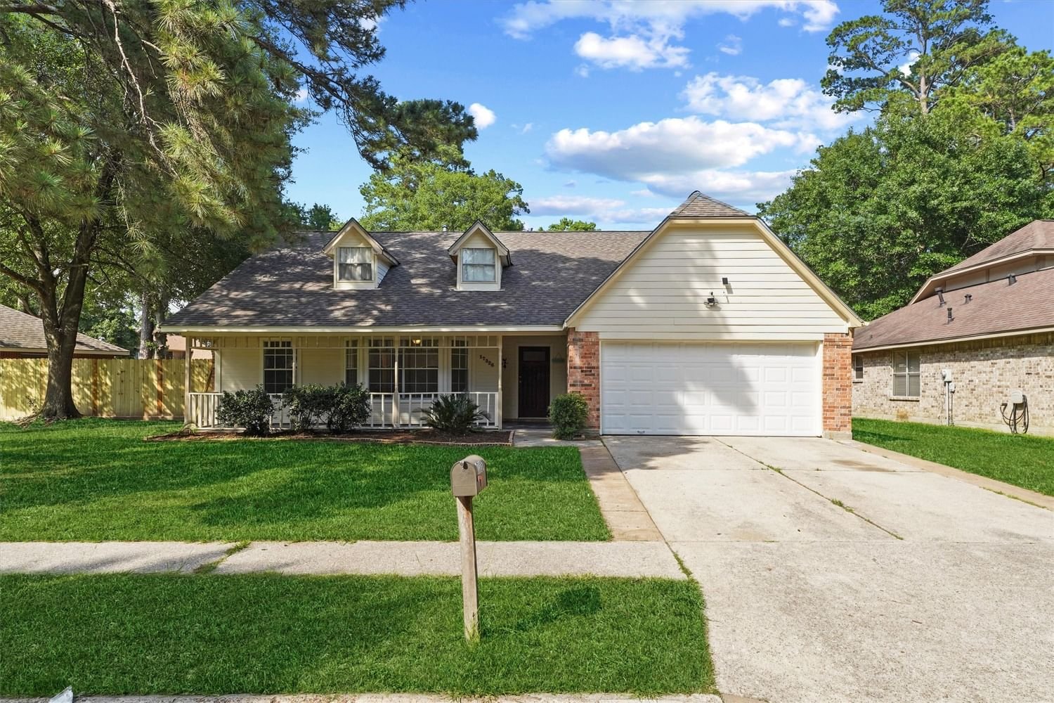 Real estate property located at 17326 Chaseloch, Harris, Memorial Chase Sec 04, Spring, TX, US