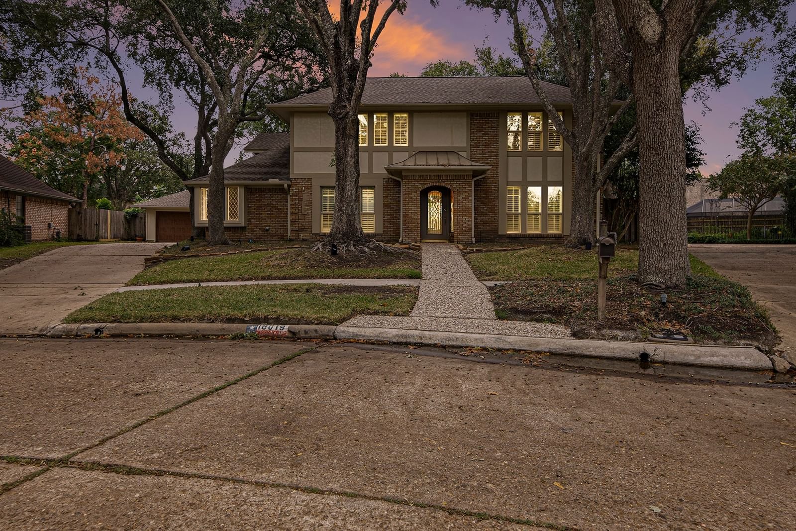 Real estate property located at 16019 Clearcrest, Harris, Brook Forest Sec 03, Houston, TX, US