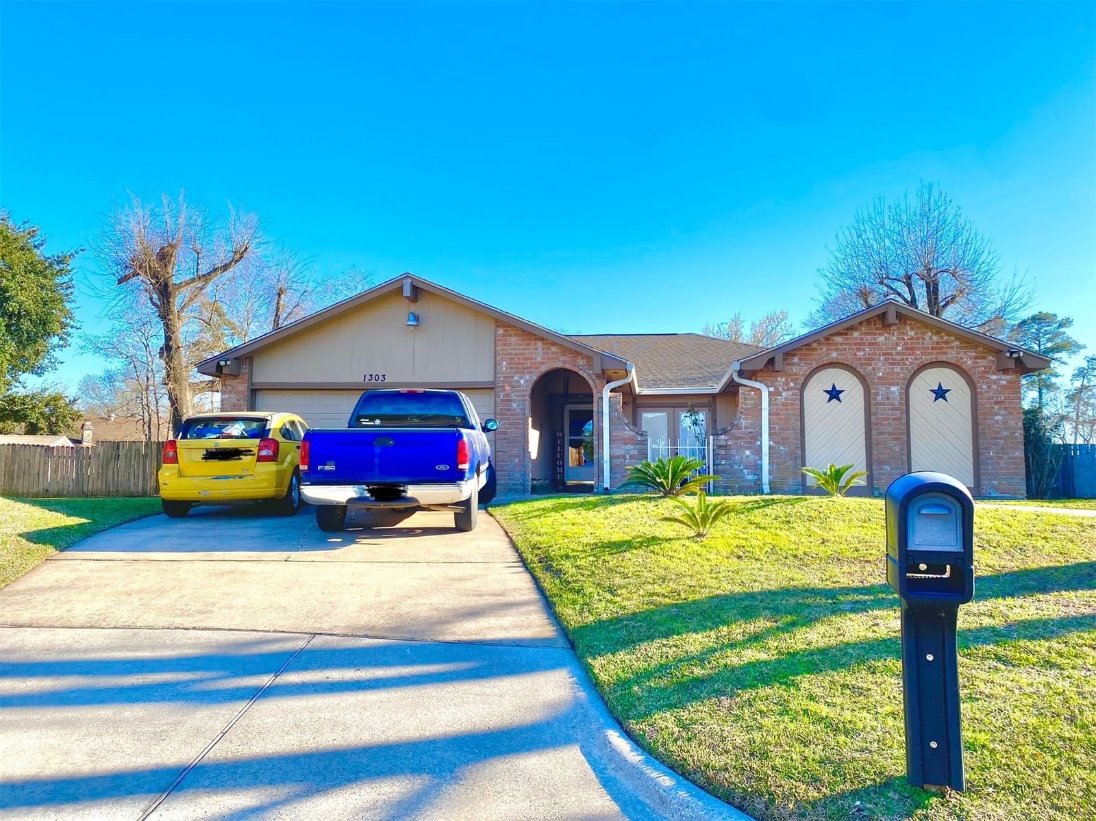 Real estate property located at 1303 Sterling Green, Harris, Sterling Green Sec 01 R/P B, Houston, TX, US