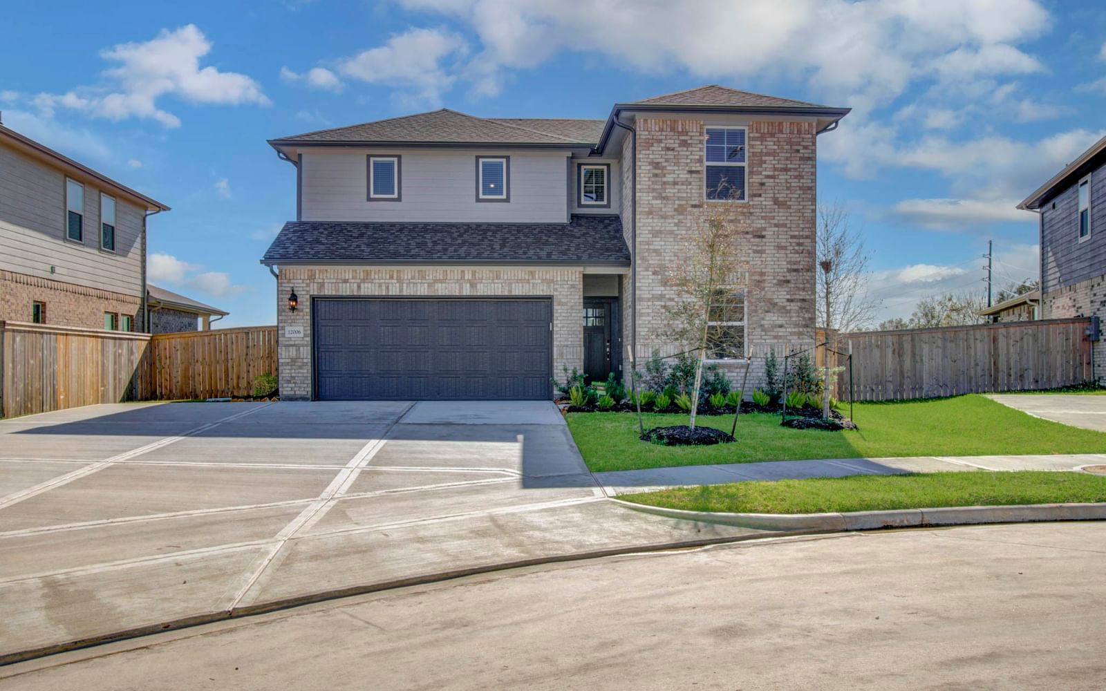 Real estate property located at 12006 Silver Moon, Chambers, Heights of Barbers Hill, Baytown, TX, US