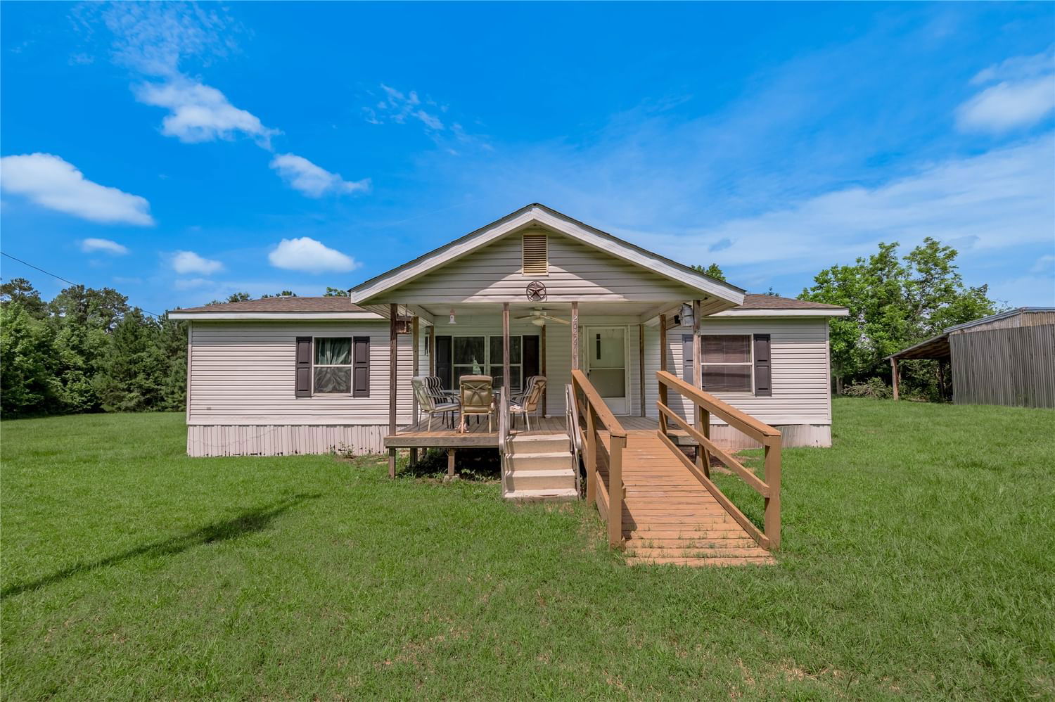 Real estate property located at 2046 Sullivan, Trinity, Na, Groveton, TX, US