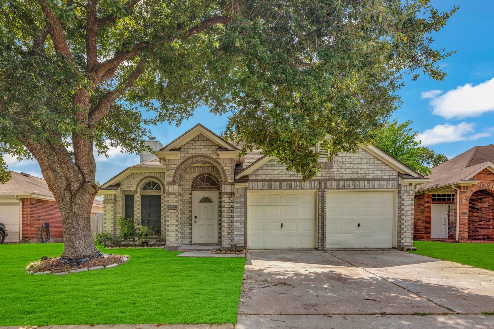 Real estate property located at 8222 Viny Ridge, Fort Bend, Mission Glen Sec 2, Houston, TX, US