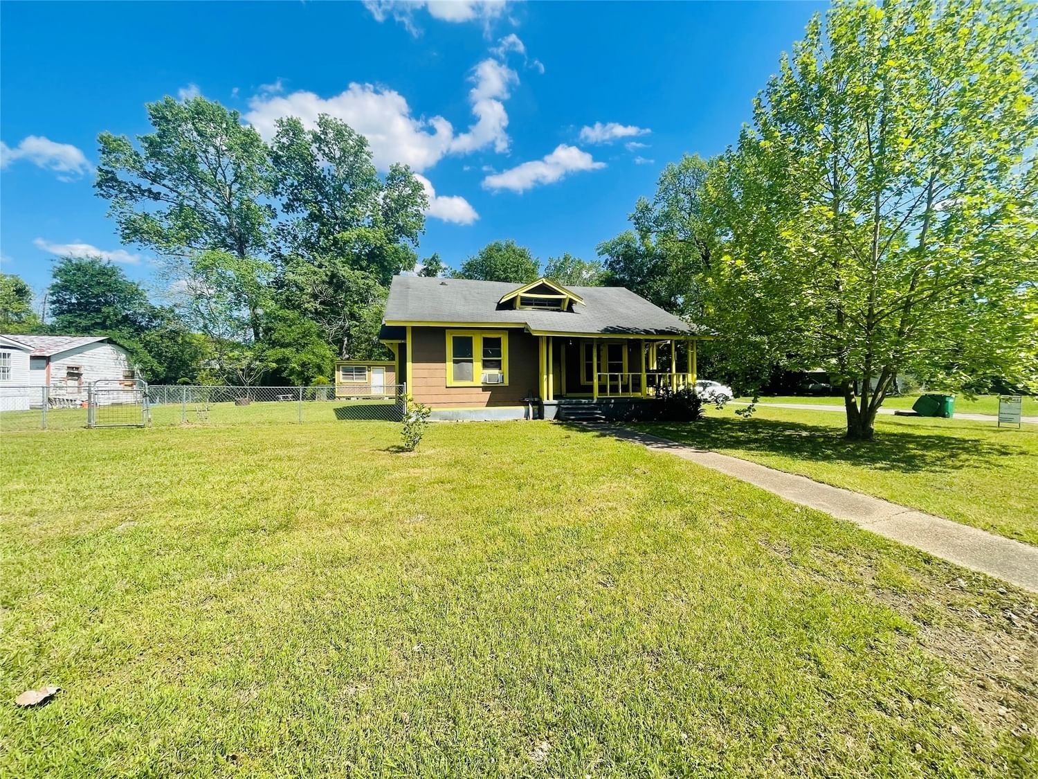 Real estate property located at 200 Cleveland, Liberty, Griffin J W - 35 Ac, Cleveland, TX, US
