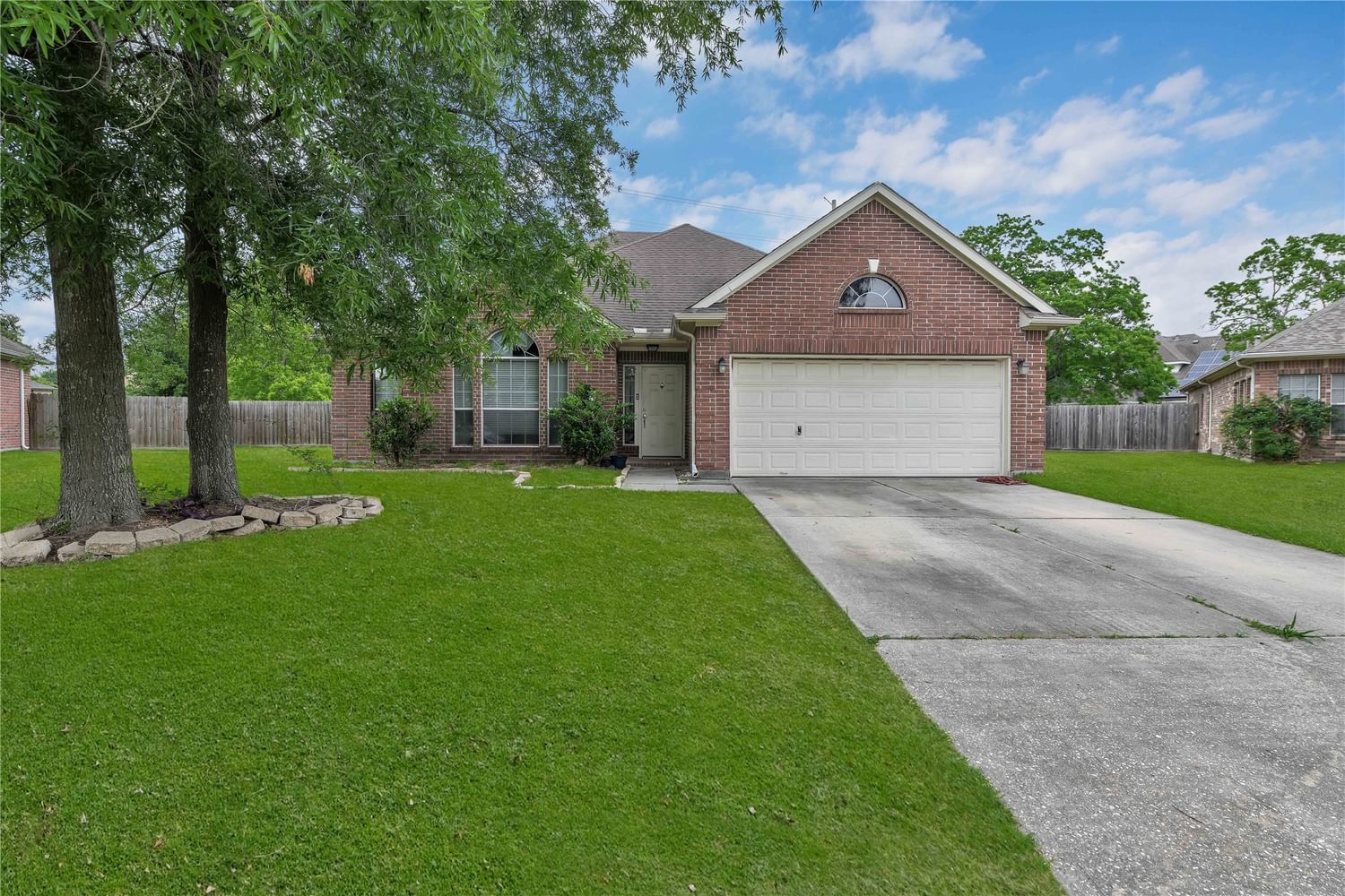 Real estate property located at 8123 Pinewood Crest, Harris, Pines Atascocita, Humble, TX, US