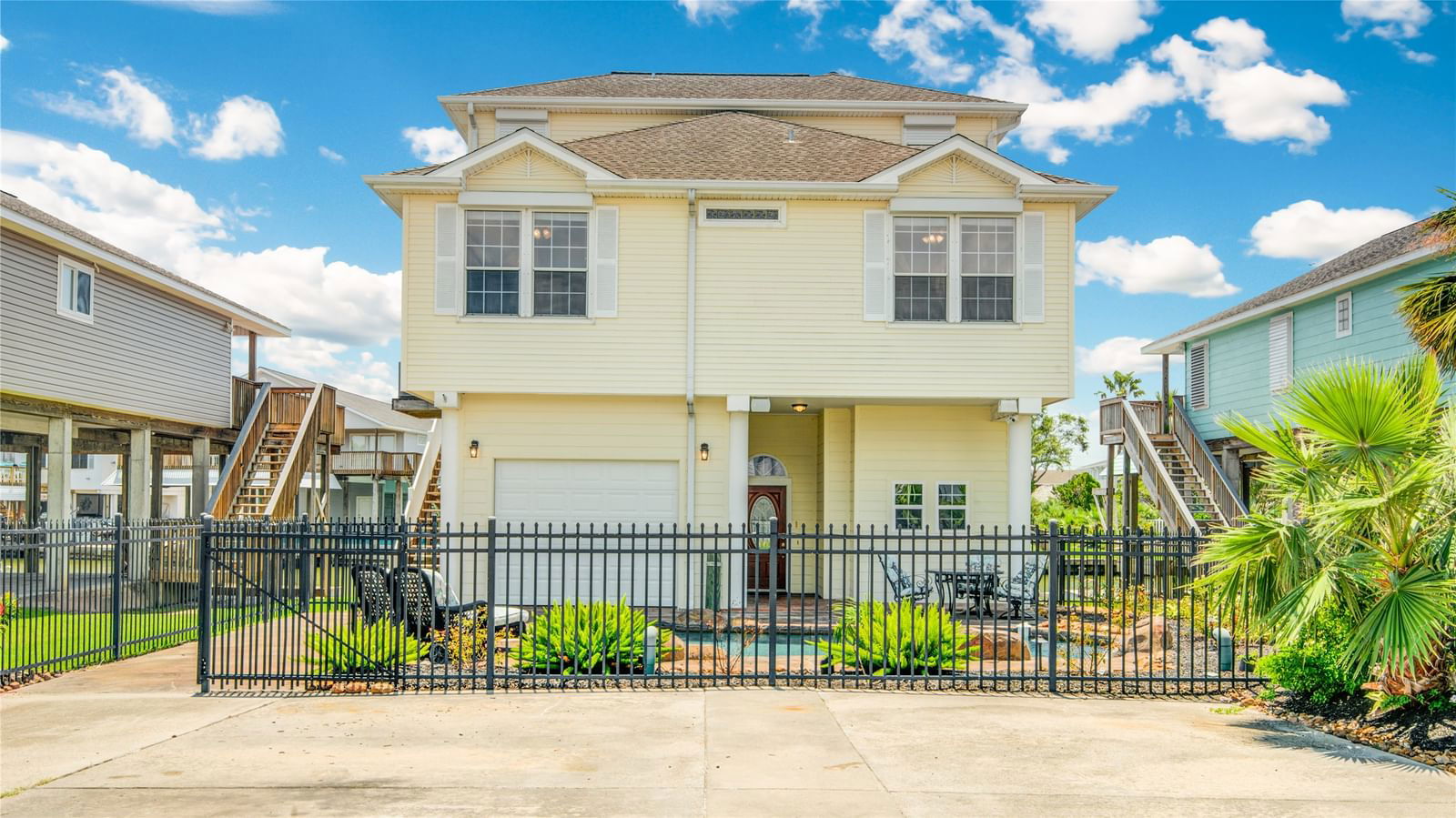 Real estate property located at 1323 Wahini, Galveston, Tiki Island, Tiki Island, TX, US