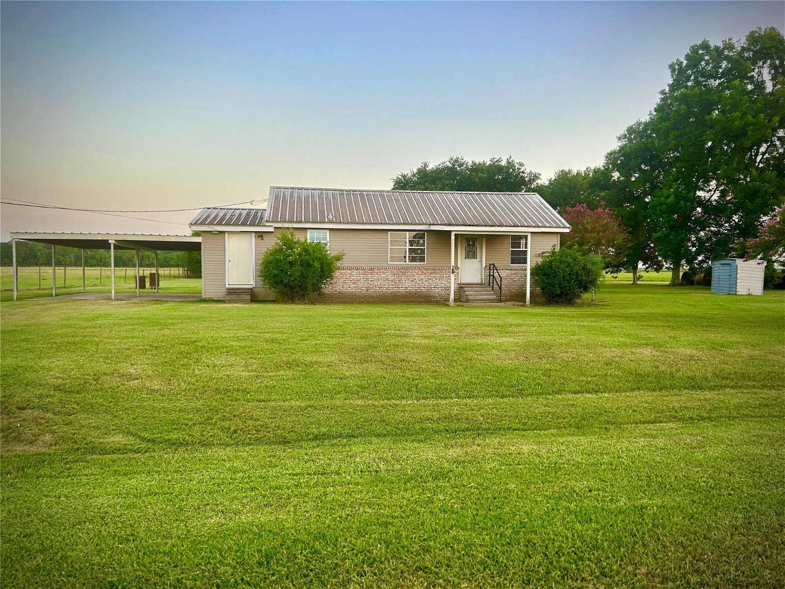 Real estate property located at 1015 Bauer, Chambers, Winnie, TX, US