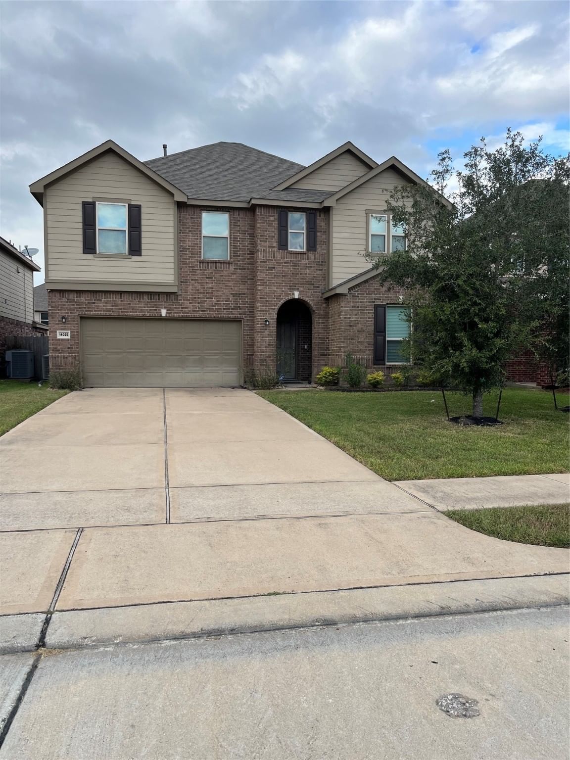 Real estate property located at 14025 Harmony Ridge Trail, Fort Bend, Shadow Grove Sec 4 Final, Pearland, TX, US