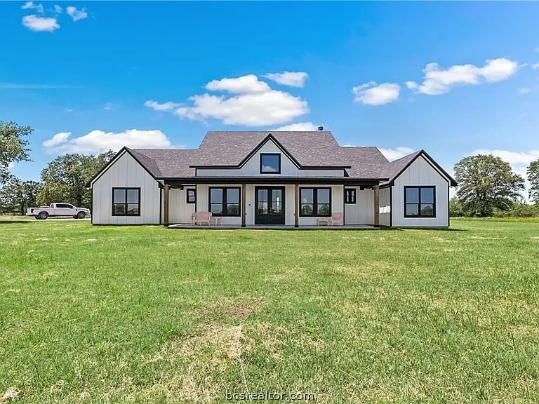 Real estate property located at 5265 Turner, Madison, None, Midway, TX, US