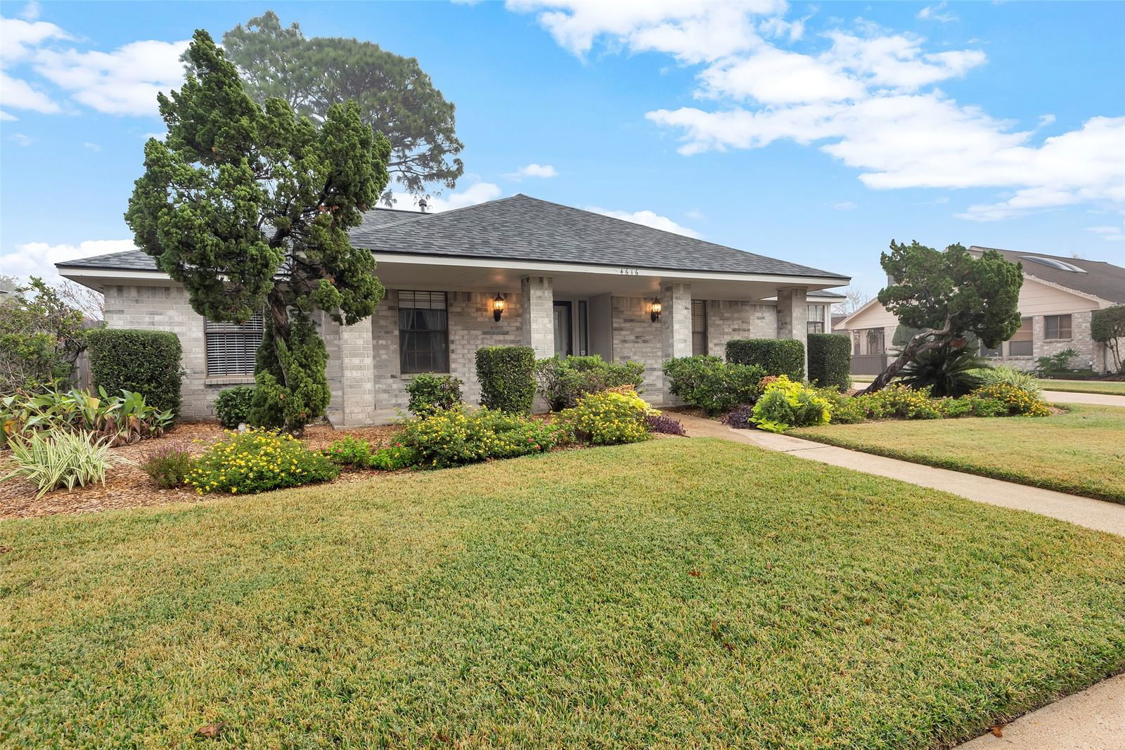 Real estate property located at 4616 Saint Andrews, Harris, Country Club Oaks Sec 06, Baytown, TX, US