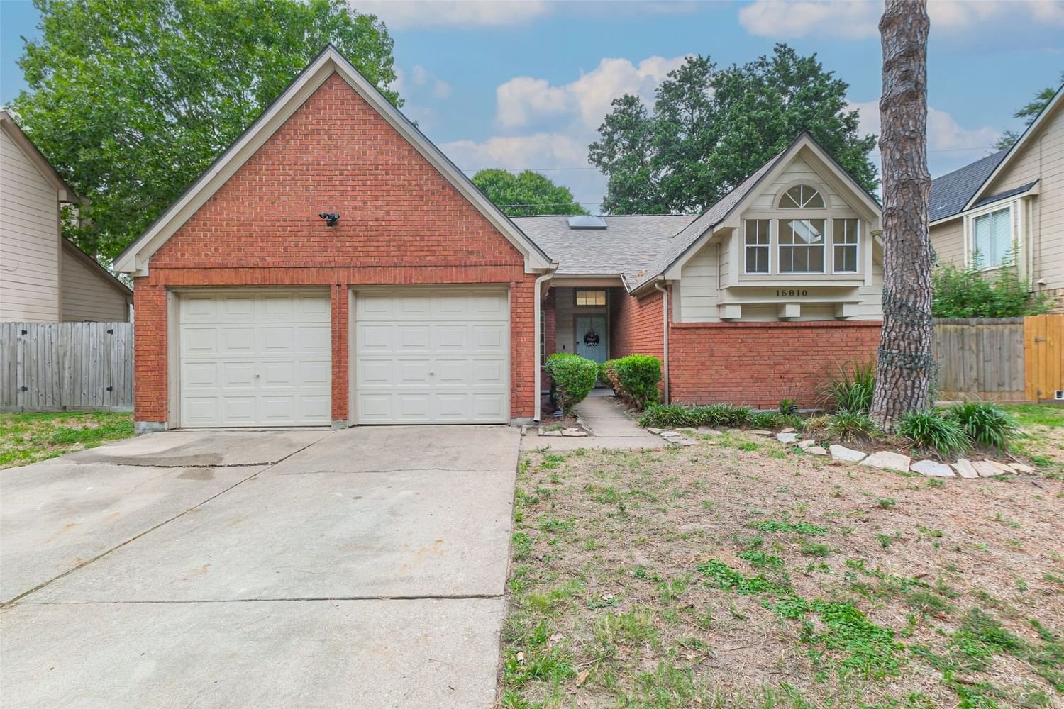 Real estate property located at 15810 Oak Mountain, Harris, Copperfield Northmead Village Sec, Houston, TX, US