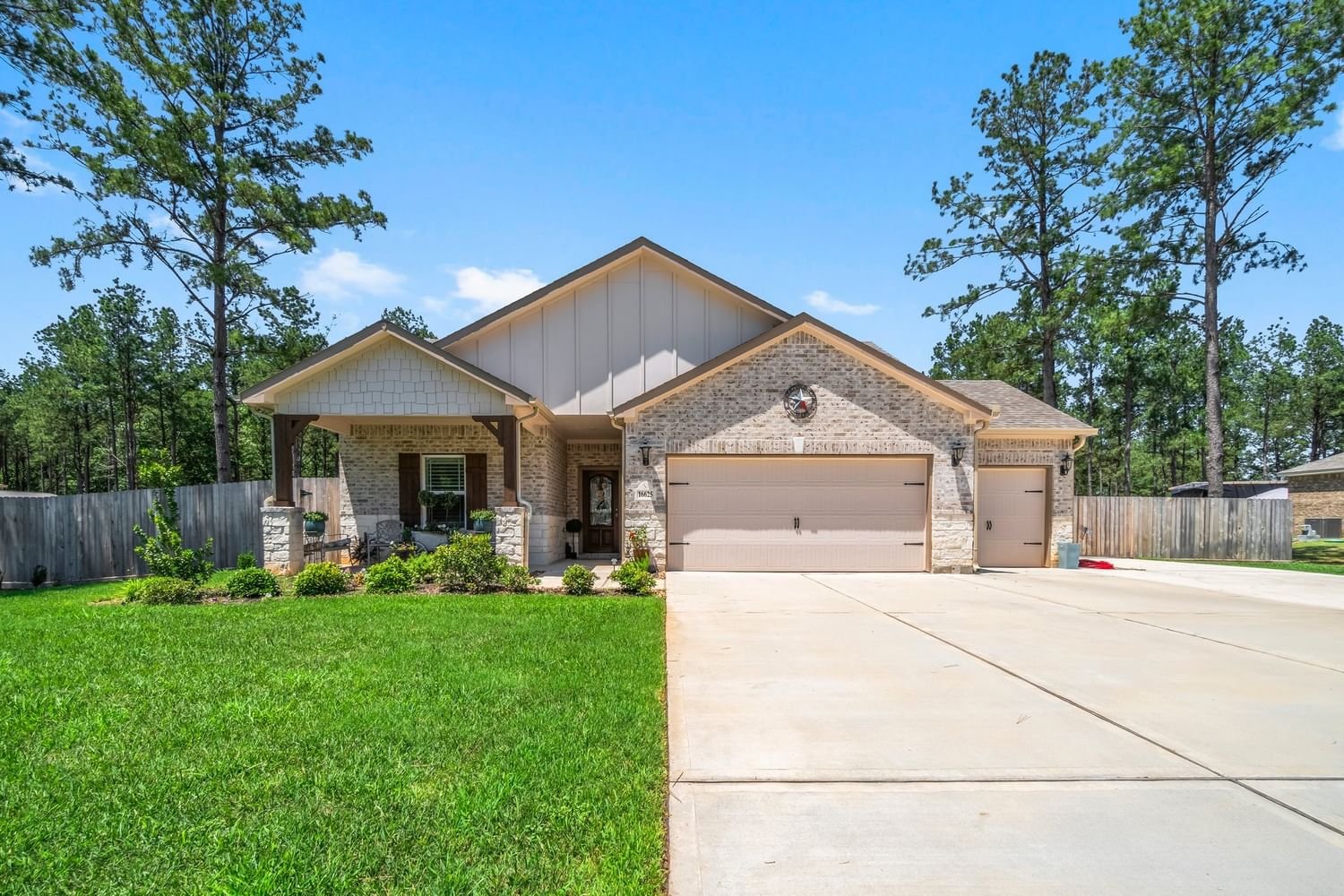 Real estate property located at 16625 Crosby, Montgomery, Deer Pines 03, Conroe, TX, US