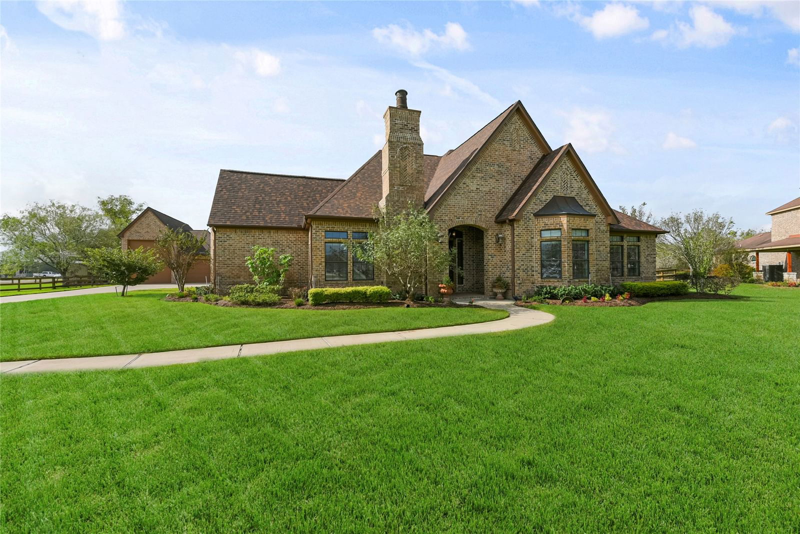 Real estate property located at 6619 Crown Oak, Fort Bend, Brazos Lakes Sec 1, Richmond, TX, US