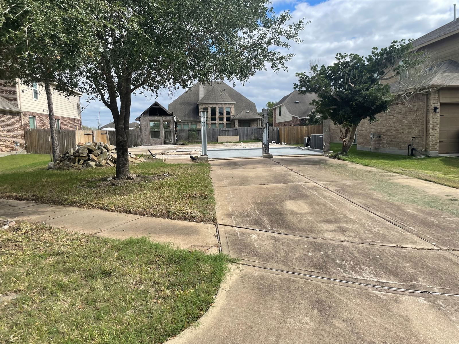 Real estate property located at 9415 Emerald Lakes, Brazoria, Sterling Lakes At Iowa Colony, Rosharon, TX, US