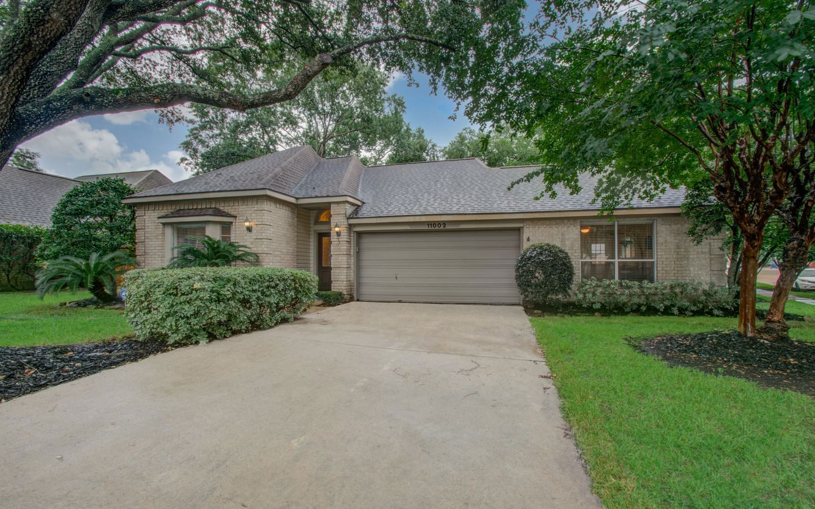 Real estate property located at 11002 Winspring, Harris, Lakewood Village, Tomball, TX, US