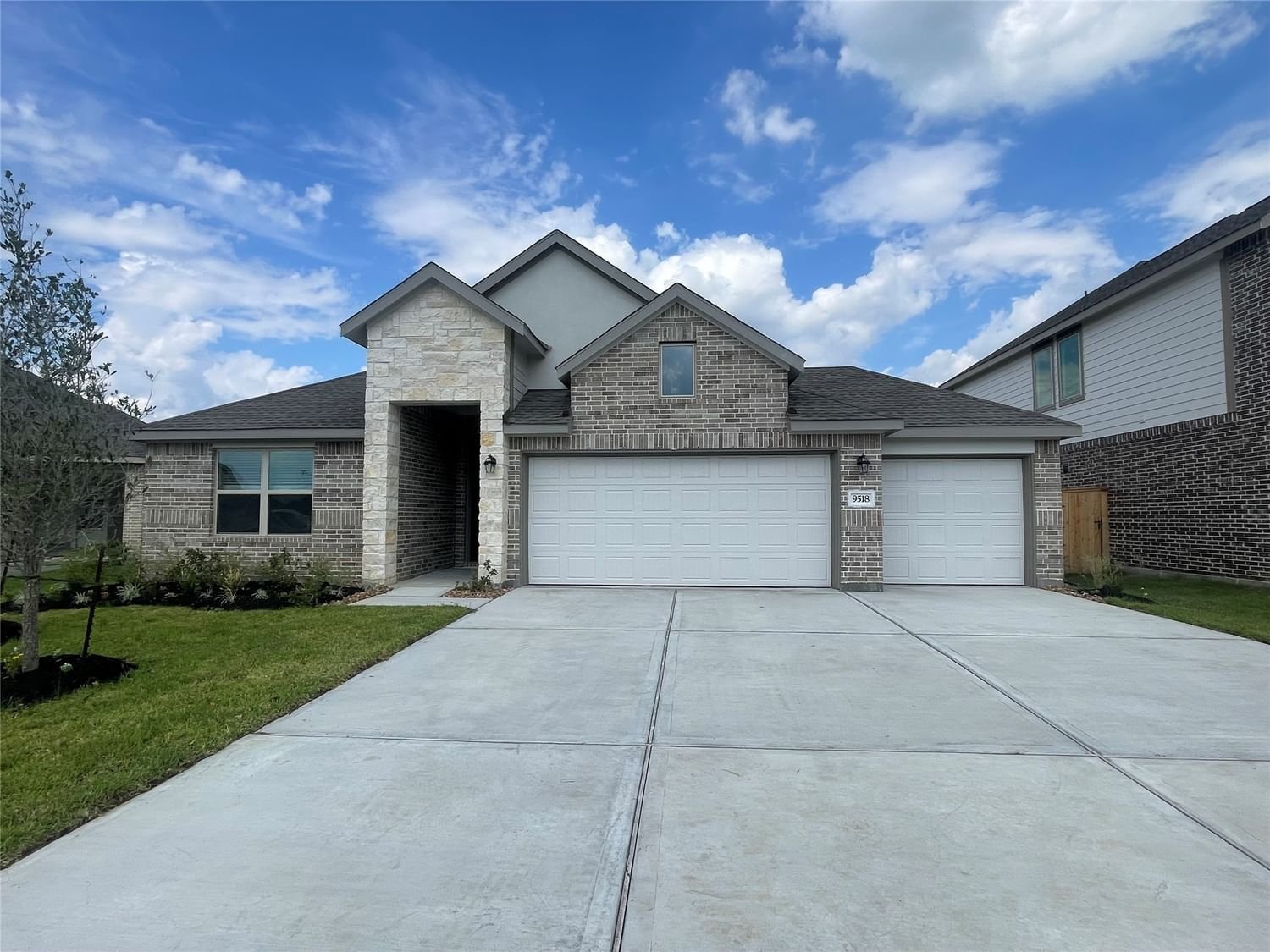 Real estate property located at 9518 Marble Park, Harris, Baytown, TX, US