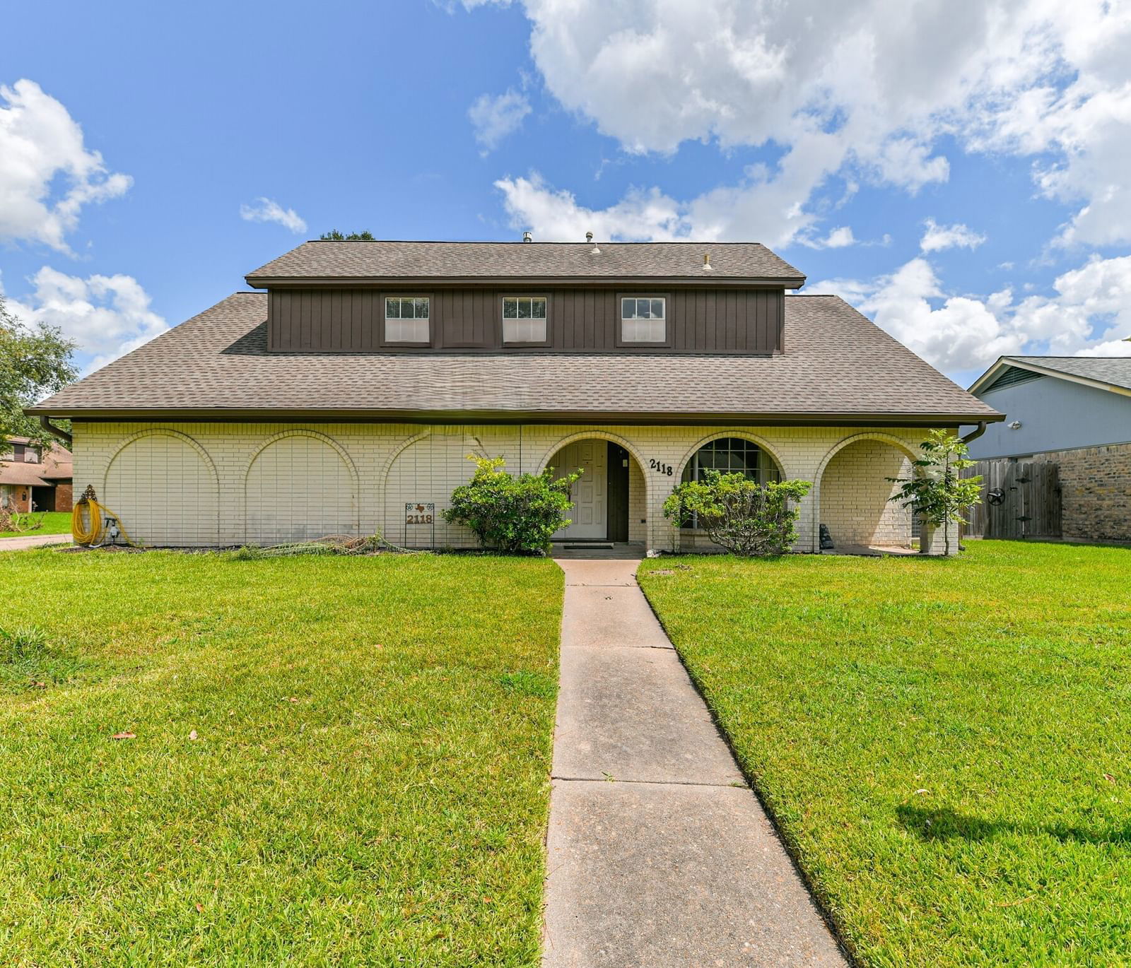 Real estate property located at 2118 Yorktown, Galveston, Newport, League City, TX, US