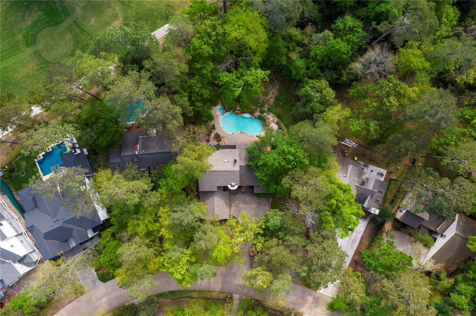 Real estate property located at 132 Timber Top, Montgomery, The Woodlands, TX, US