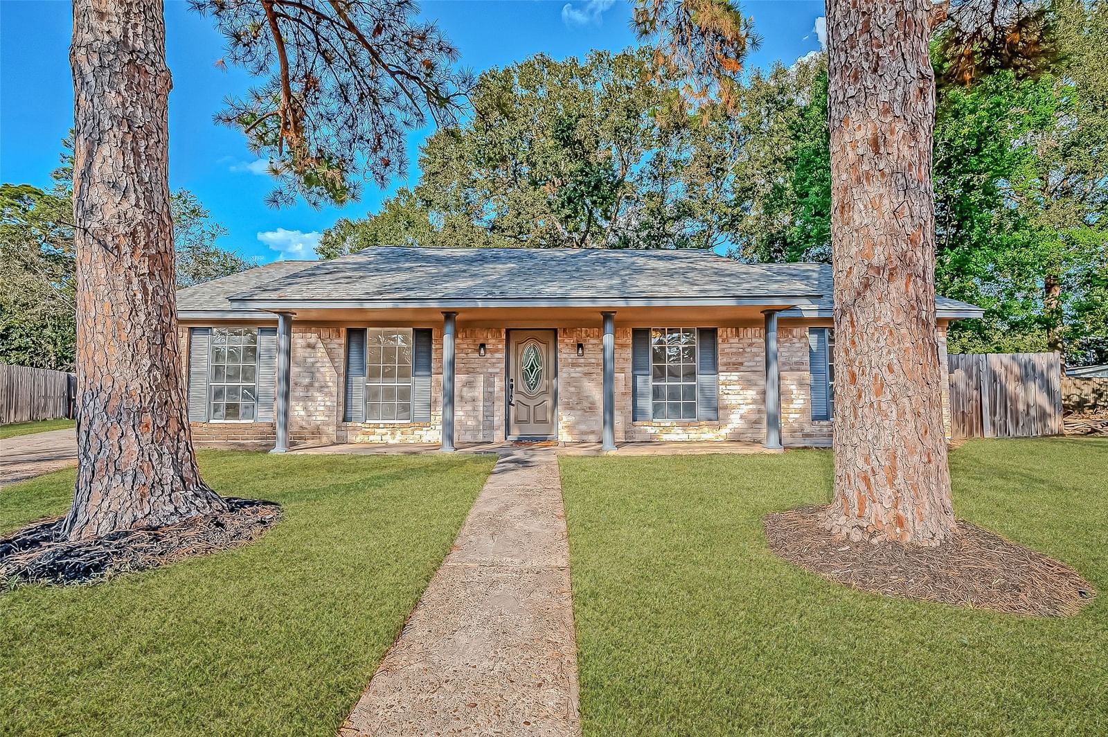 Real estate property located at 5619 Cypressgate, Harris, Greengate Place Sec 01, Spring, TX, US