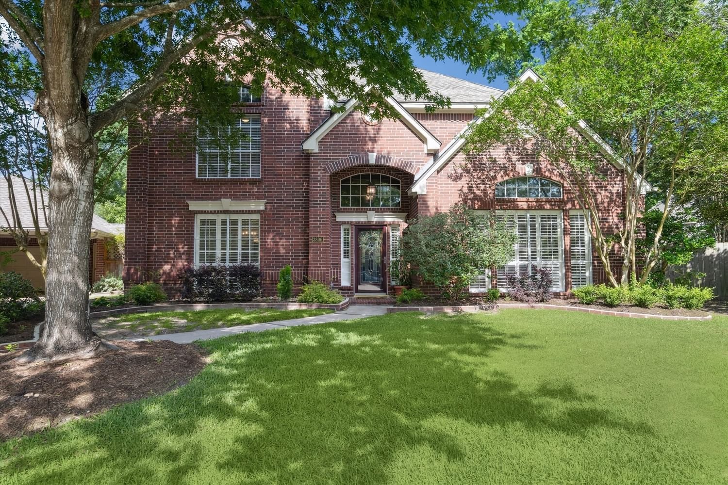 Real estate property located at 3806 Ridge Manor, Harris, Greentree Village, Houston, TX, US
