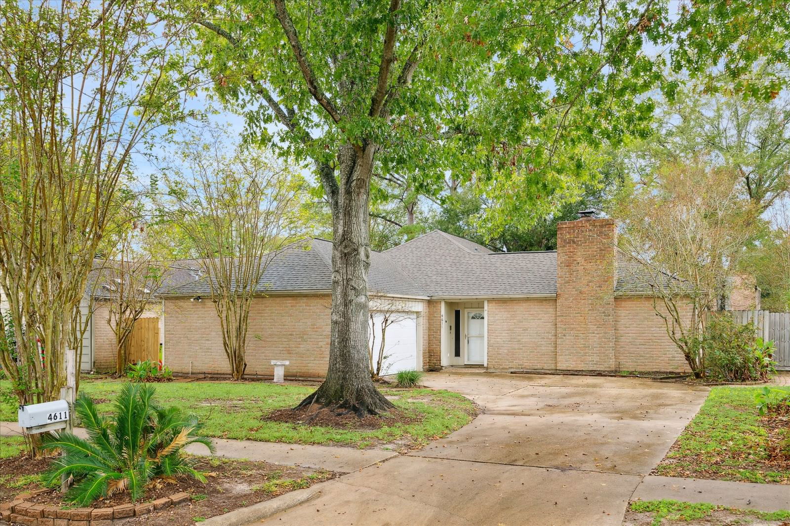 Real estate property located at 4611 Sylvan Glen, Harris, Bear Creek Village Sec 06, Houston, TX, US