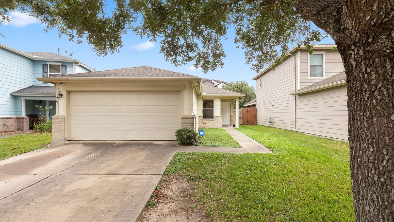 Real estate property located at 9611 Vermont Green, Harris, Sierra Vista Sec 1 Amd Place, Houston, TX, US