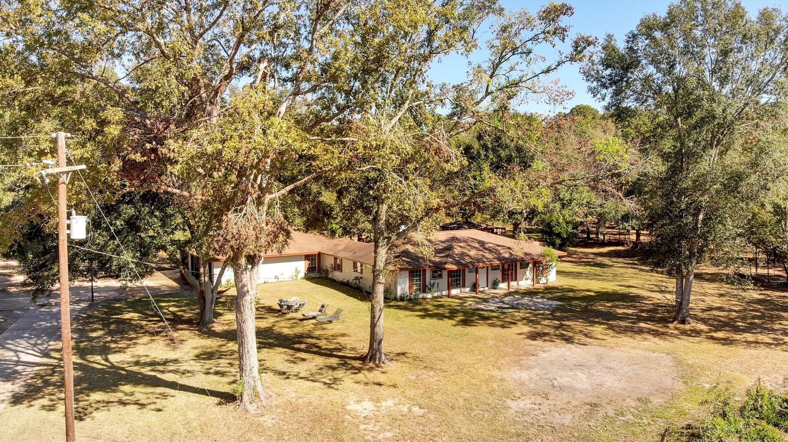 Real estate property located at 564 County Road 347, Liberty, A Holhousen, Cleveland, TX, US