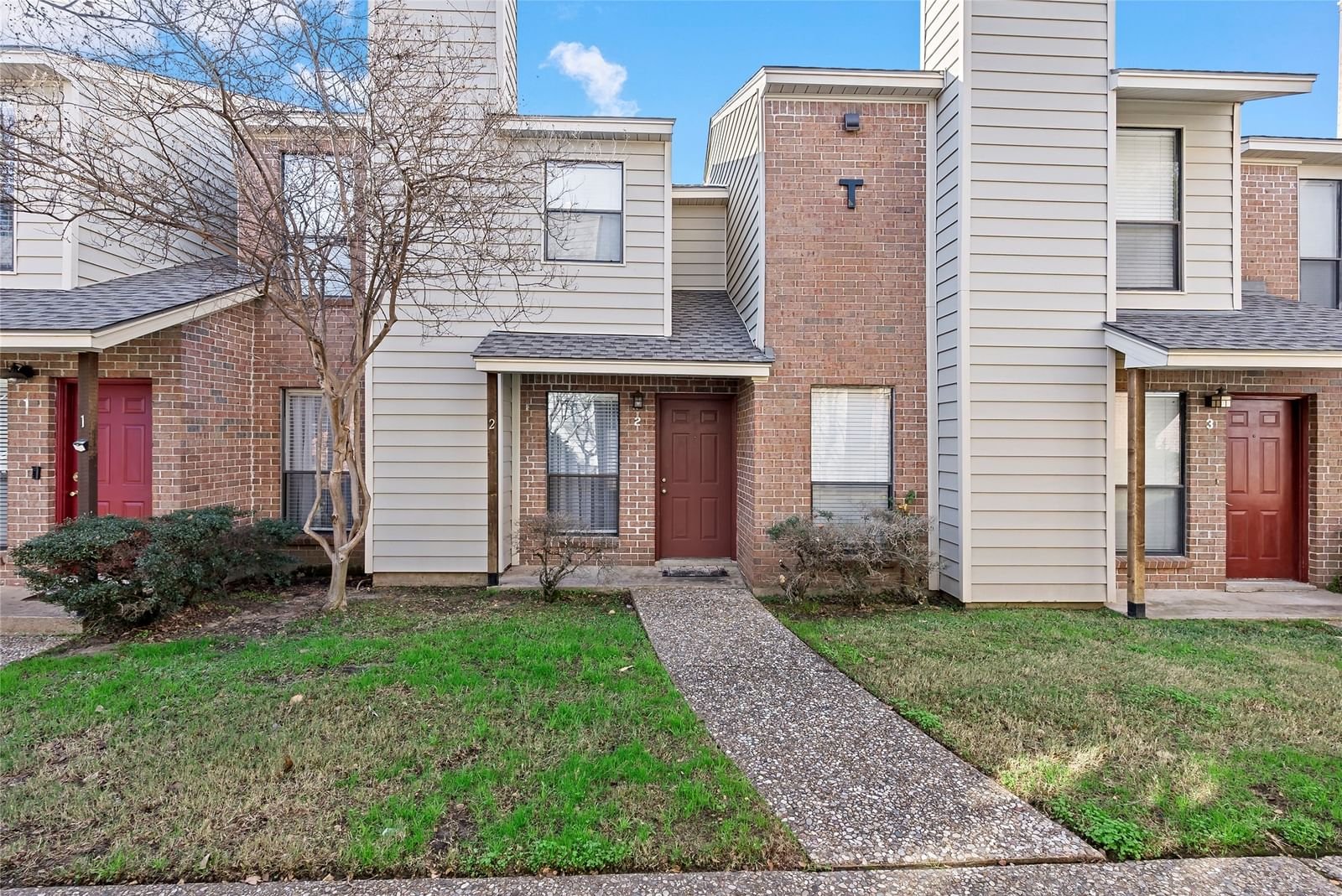 Real estate property located at 1904 Dartmouth T2, Brazos, Wood Brook Condos, College Station, TX, US