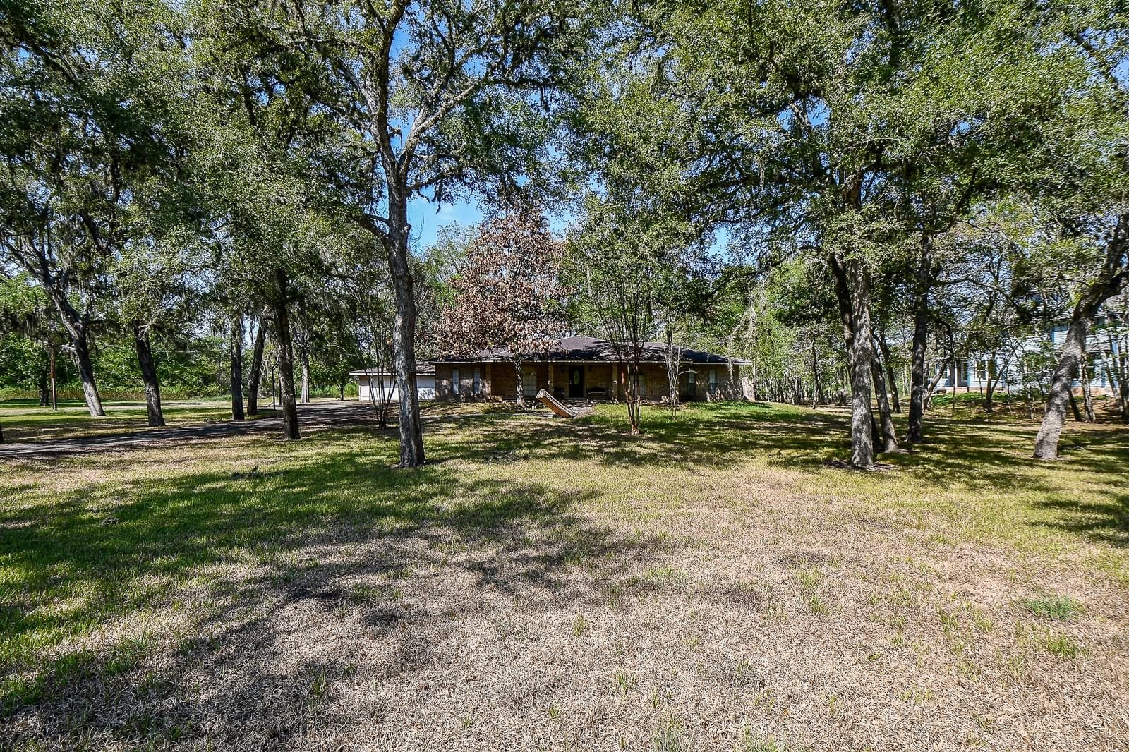 Real estate property located at 119 Carroll, Fort Bend, Pecan Estates, Richmond, TX, US