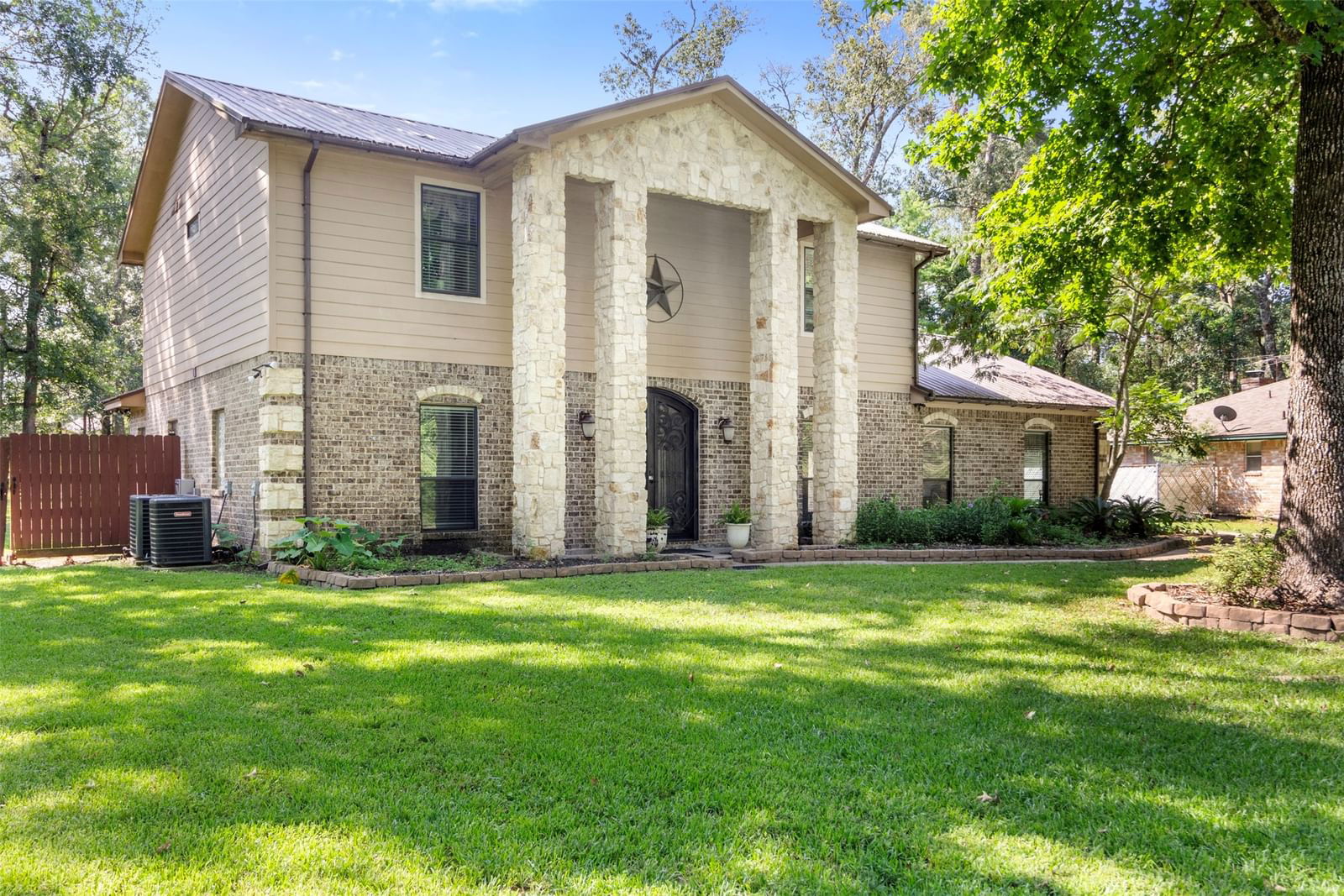 Real estate property located at 254 Chariot, Montgomery, Roman Forest 01, New Caney, TX, US