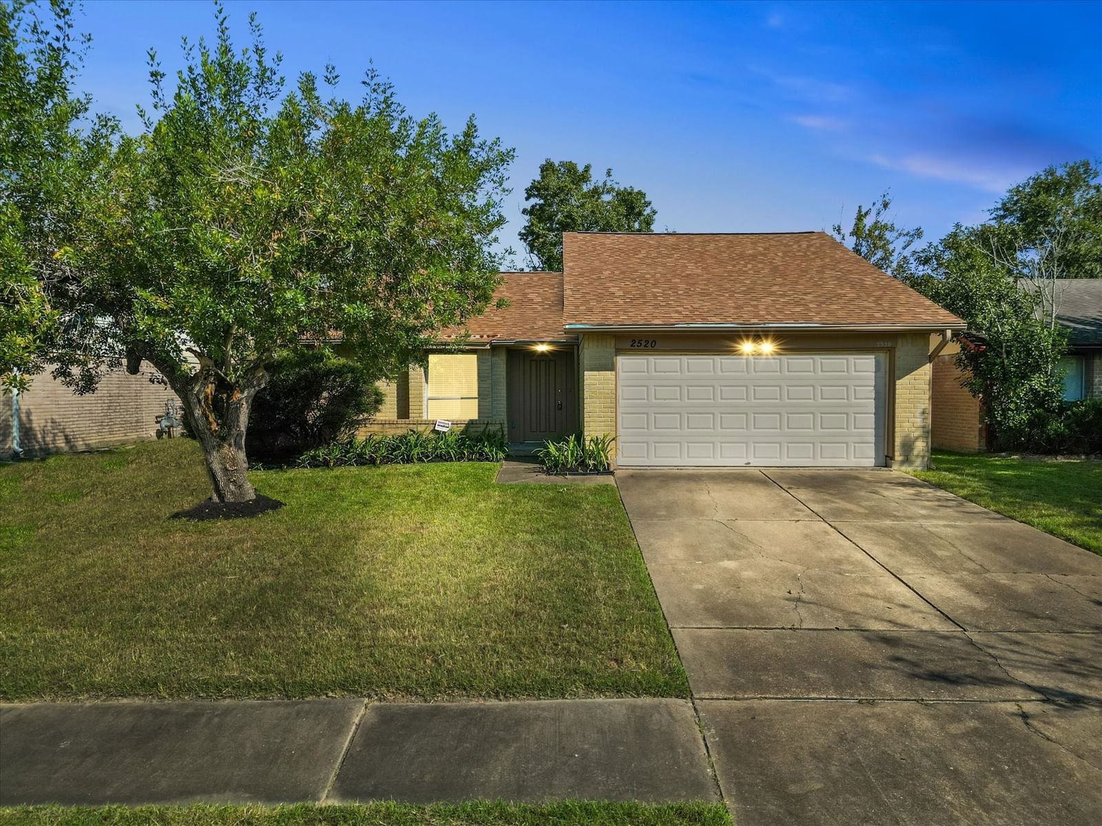 Real estate property located at 2520 Orion, Galveston, The Landing 2, League City, TX, US