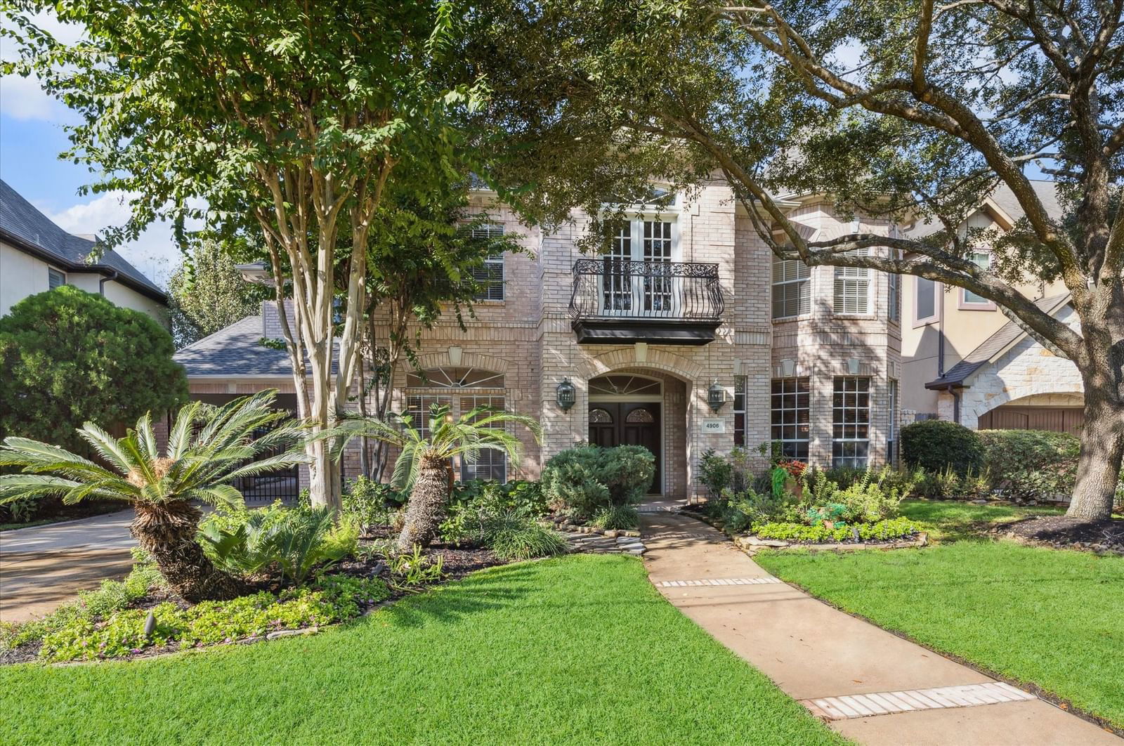 Real estate property located at 4906 Maple, Harris, Bellaire Oaks, Bellaire, TX, US