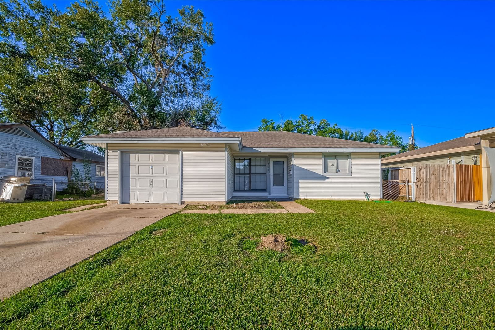 Real estate property located at 2715 Raymond, Harris, Red Bluff Terrace Sec 07, Pasadena, TX, US