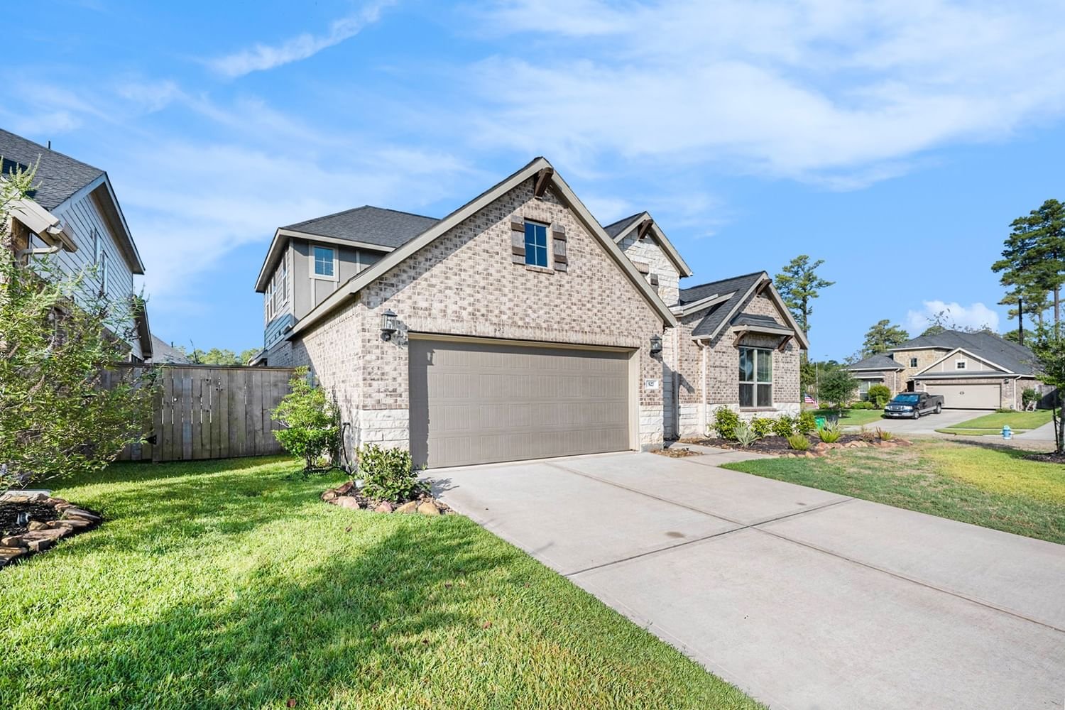 Real estate property located at 527 Willow Canyon, Montgomery, Woodtrace, Pinehurst, TX, US