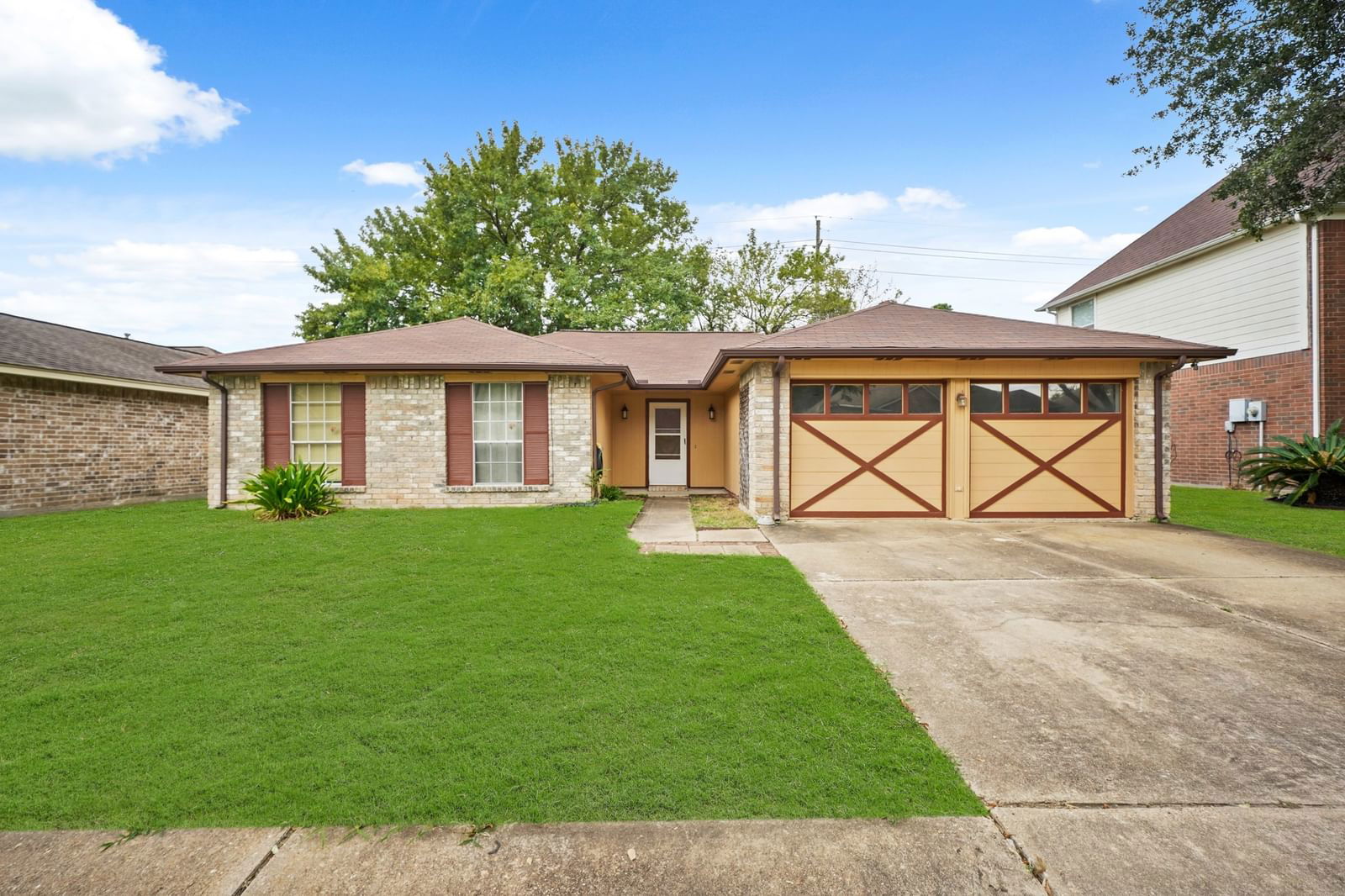 Real estate property located at 2719 Sunbird, Harris, Westlake Place, Houston, TX, US