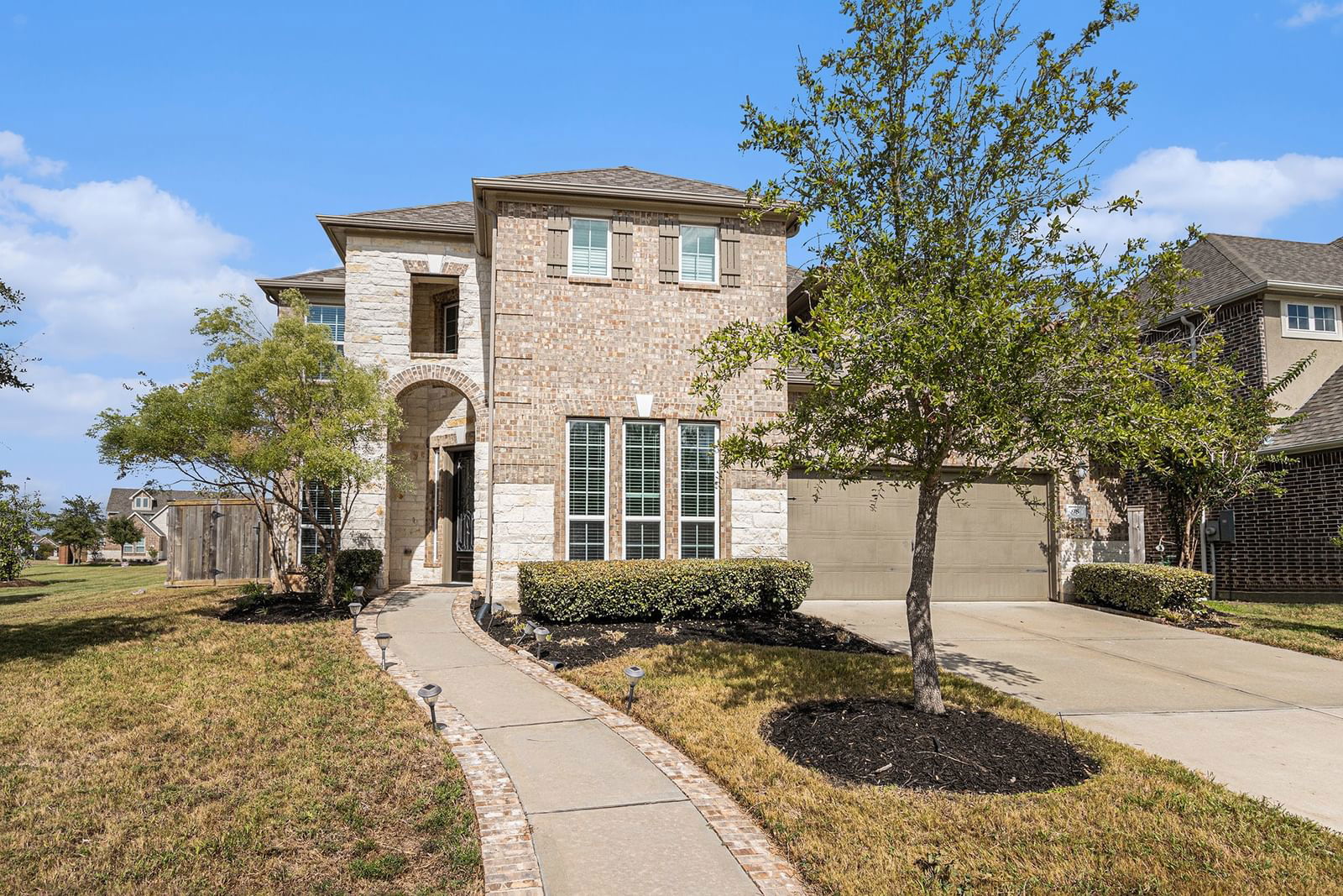 Real estate property located at 98 Scepter, Fort Bend, Crown Garden At Imperial Sec 2a, Sugar Land, TX, US