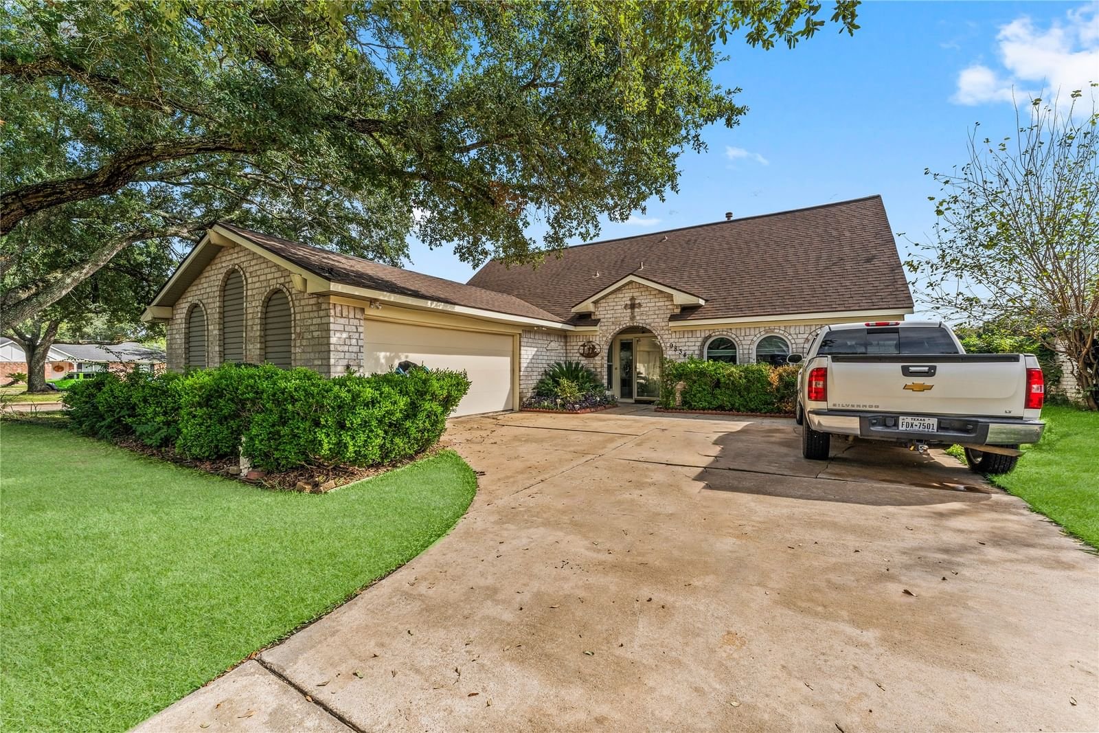 Real estate property located at 9834 Sagelake, Harris, Sagemeadow, Houston, TX, US