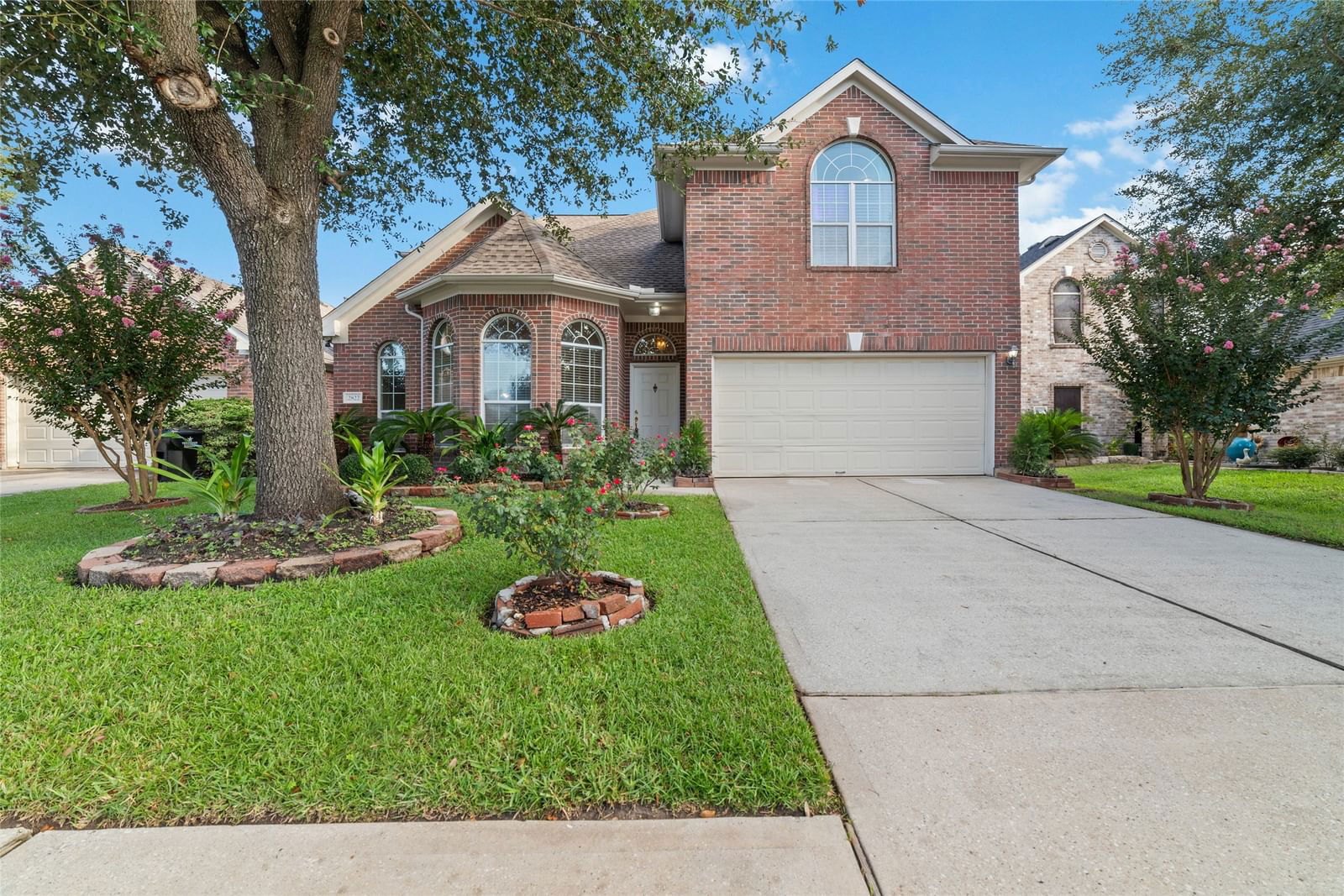 Real estate property located at 2822 Thompson Creek, Harris, Heritage Village, Houston, TX, US