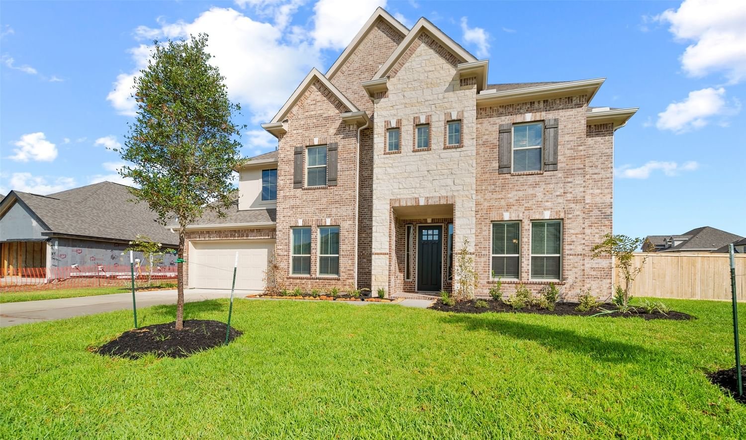 Real estate property located at 11911 Autumn Leaf, Chambers, Mont Belvieu, TX, US