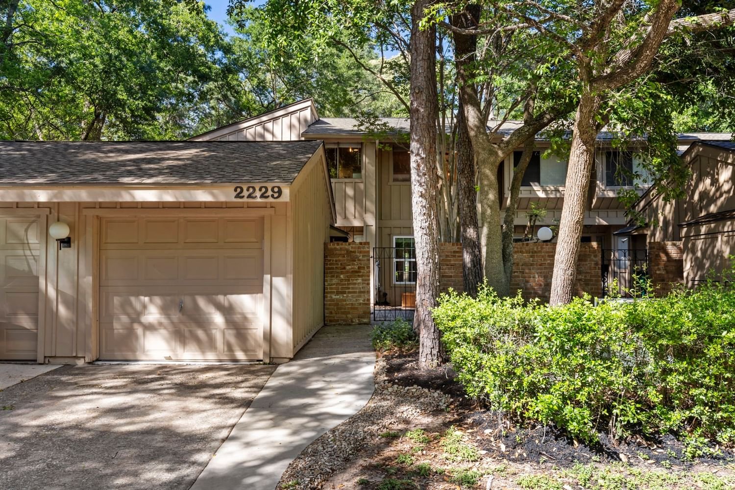 Real estate property located at 2229 Settlers, Montgomery, Wdlnds Village Settlers Crnr 02, The Woodlands, TX, US
