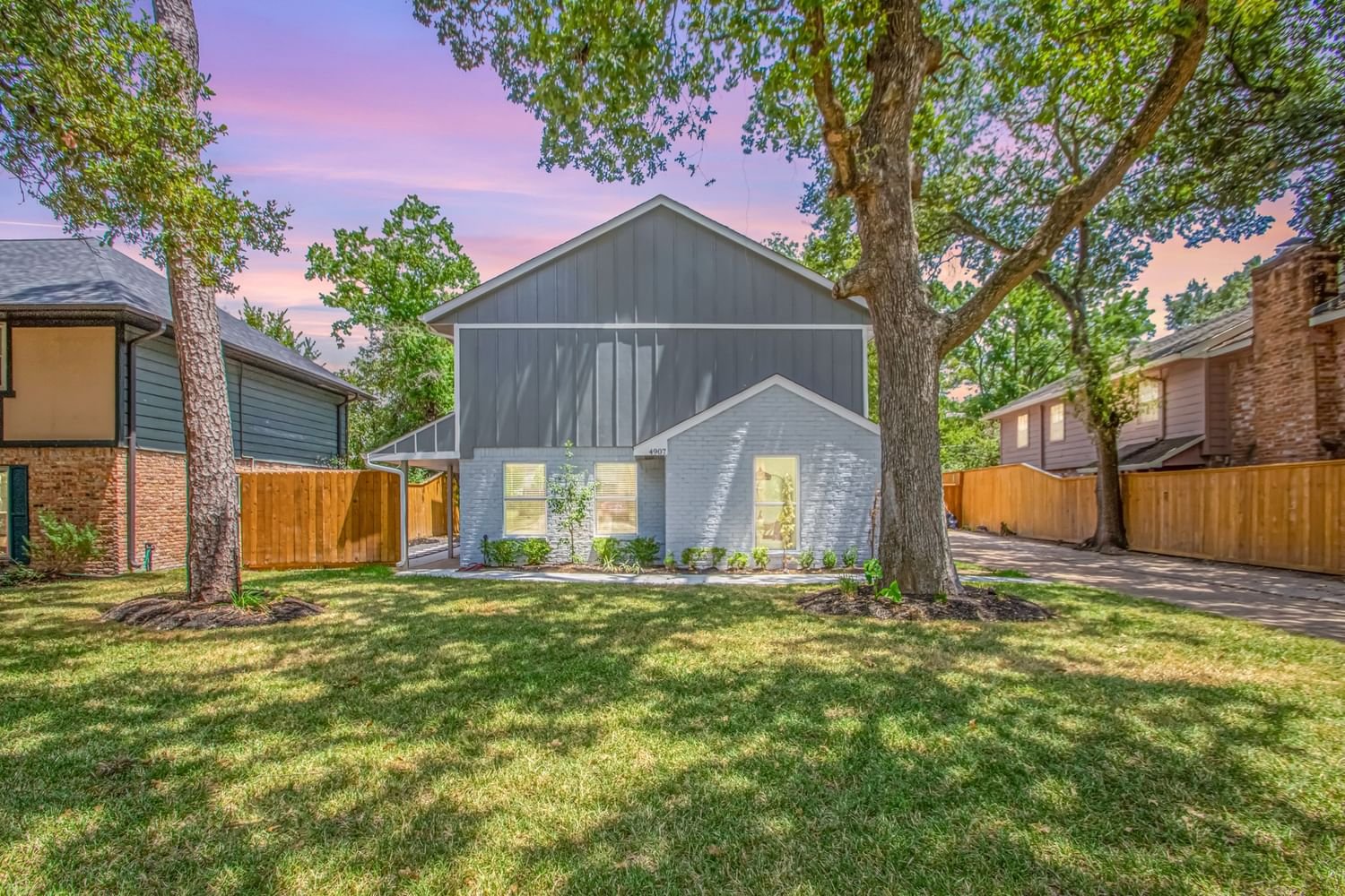 Real estate property located at 4907 Oak Shadows, Harris, Houston, TX, US