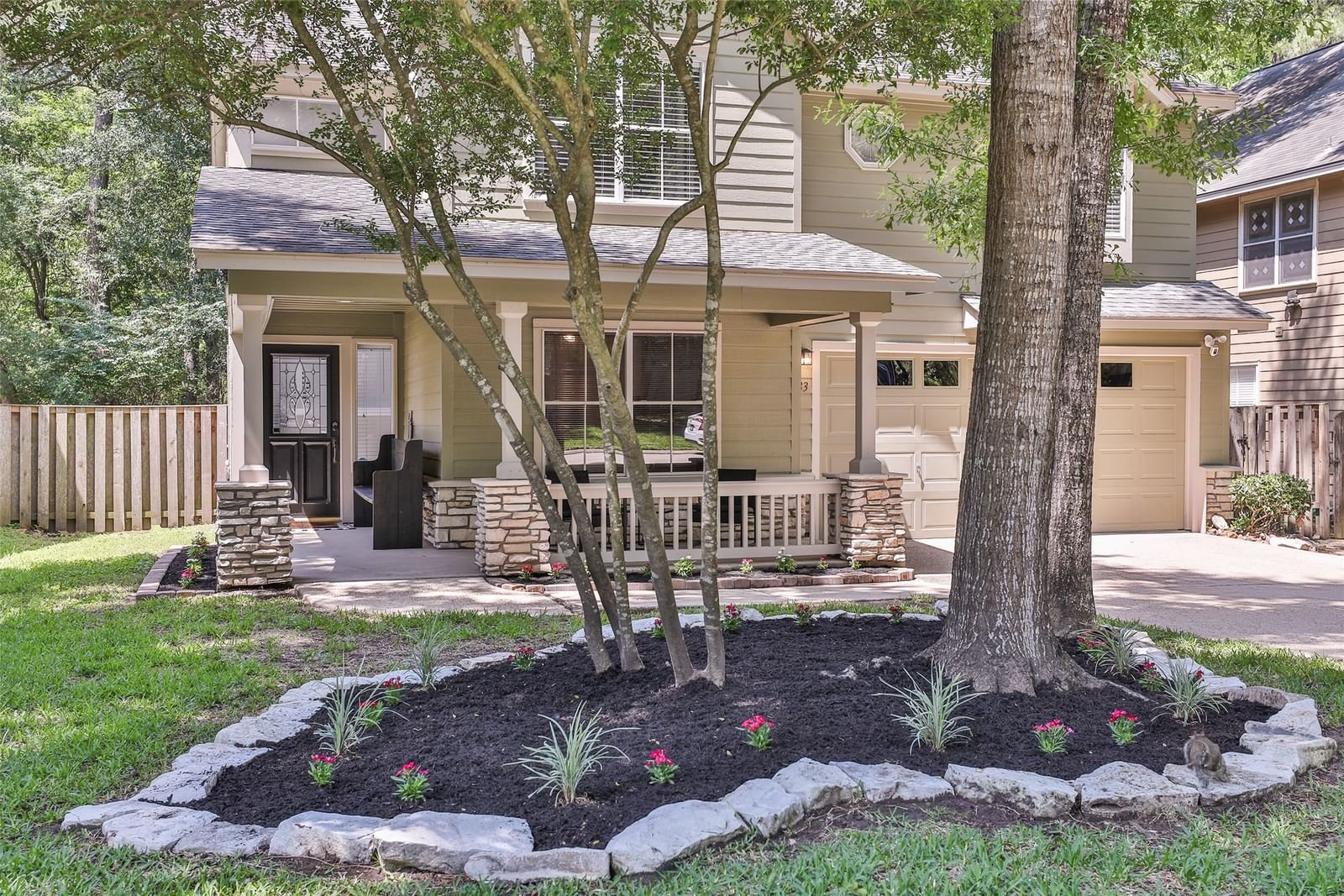 Real estate property located at 83 Autumn Branch, Montgomery, Wdlnds Village Alden Br 26, The Woodlands, TX, US