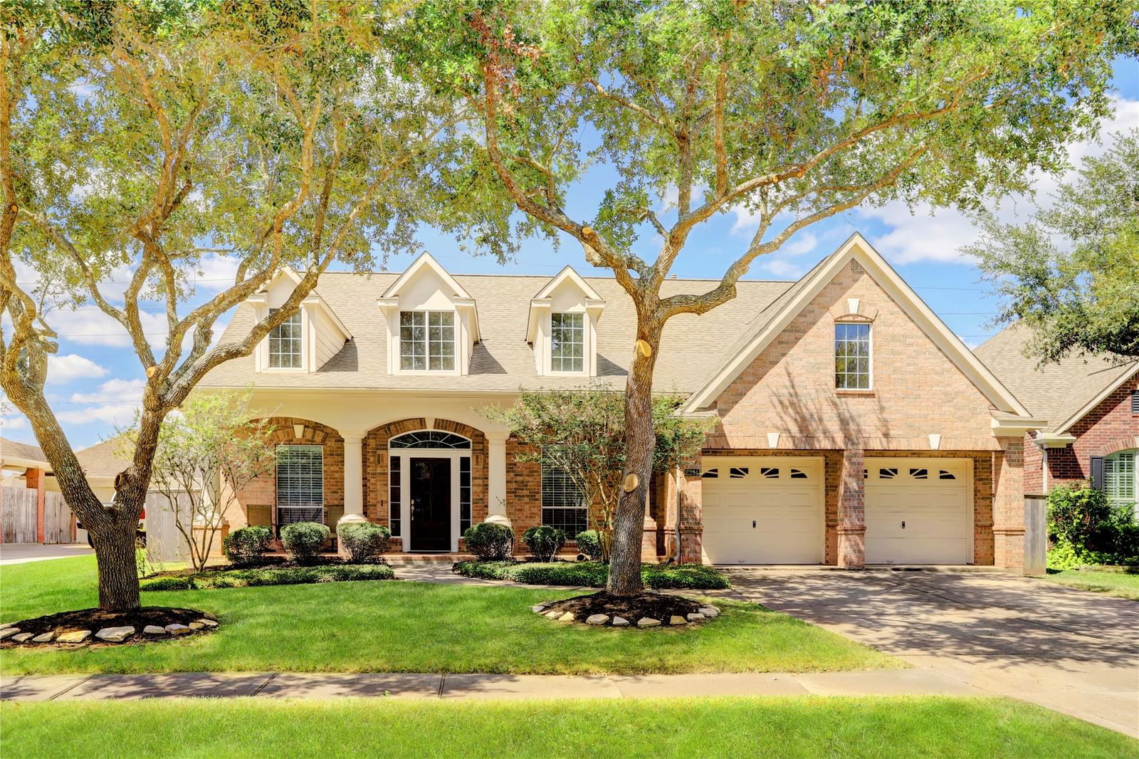 Real estate property located at 2331 UPLAND PARK DRIVE, Fort Bend, GREATWOOD HIGHLAND PARK, Sugar Land, TX, US