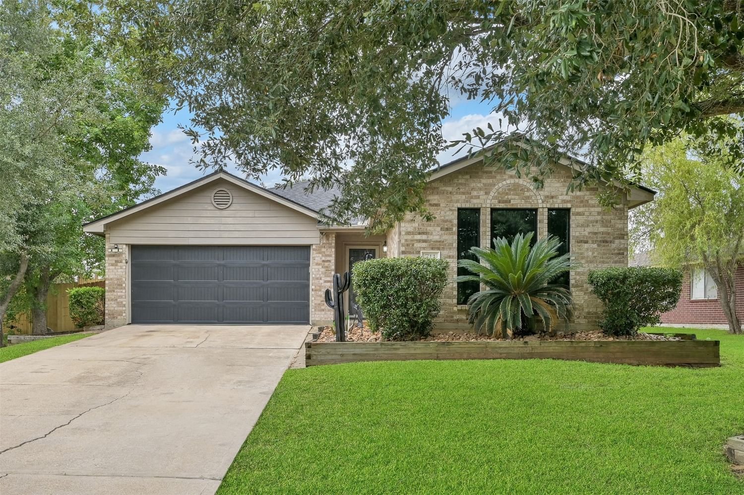 Real estate property located at 711 Moonwalk, Montgomery, Cape Conroe 02, Montgomery, TX, US