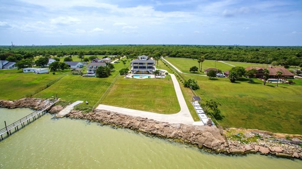Real estate property located at 11130 Tri City Beach, Chambers, J C Fisher, Baytown, TX, US