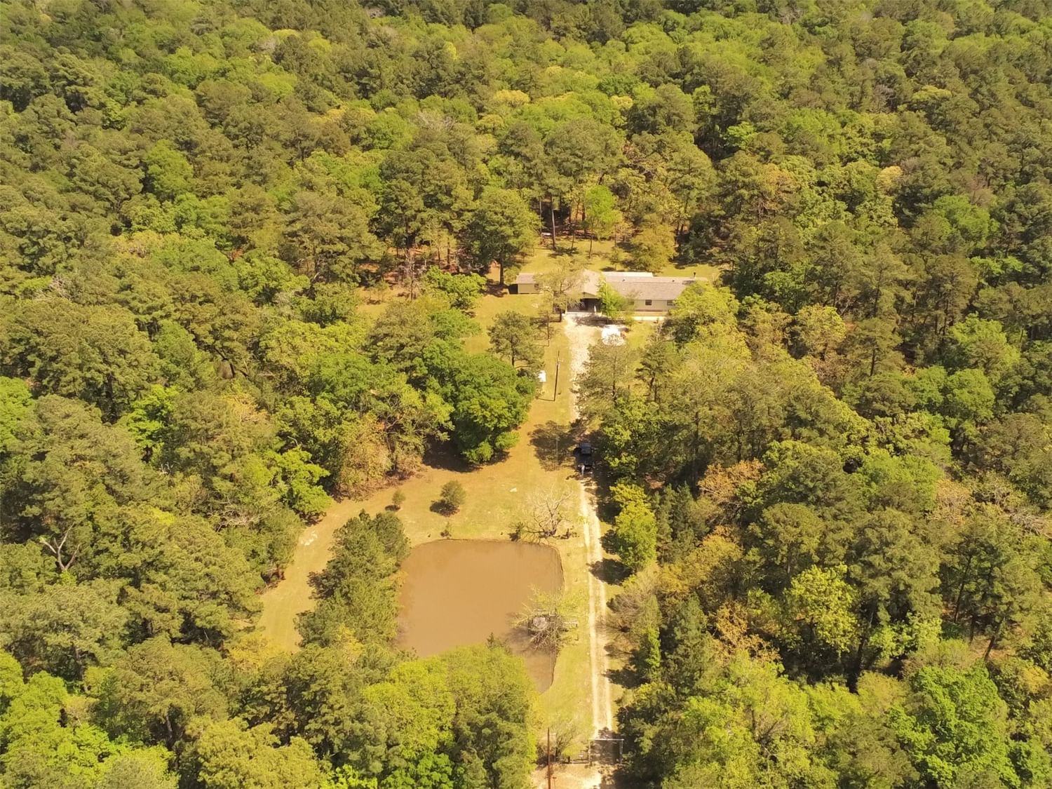 Real estate property located at 45 Oak Glen, Walker, CRANE J, Huntsville, TX, US