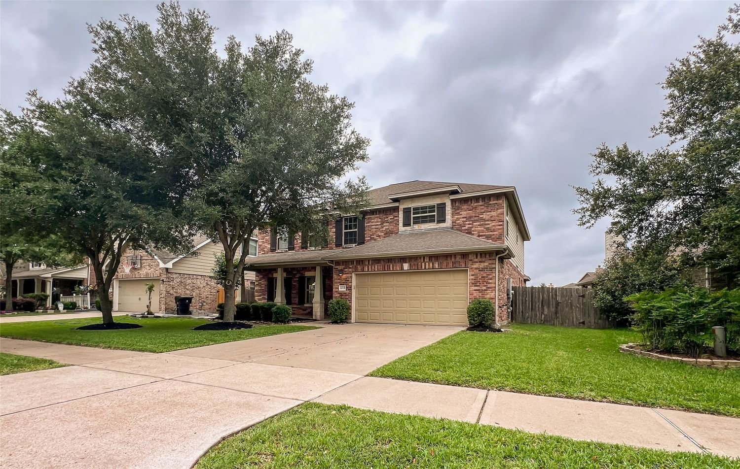 Real estate property located at 6218 Oxford Lake, Fort Bend, Kingdom Heights Sec 1, Rosenberg, TX, US