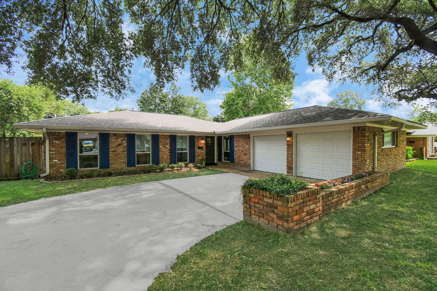 Real estate property located at 9515 Carousel, Harris, Campbell Woods Sec, Houston, TX, US