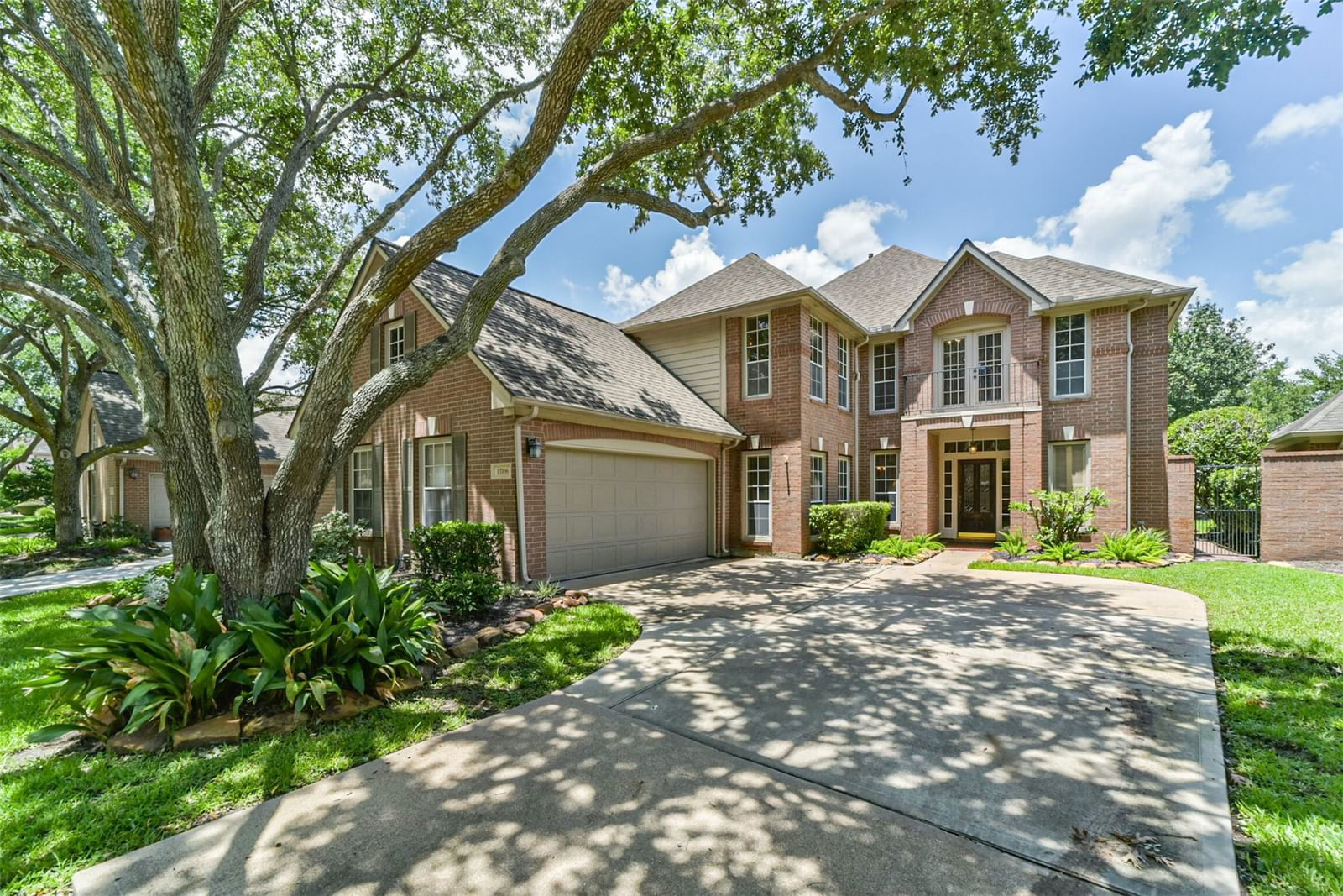 Real estate property located at 13706 Aspen Cove, Harris, Parkway Villages, Houston, TX, US